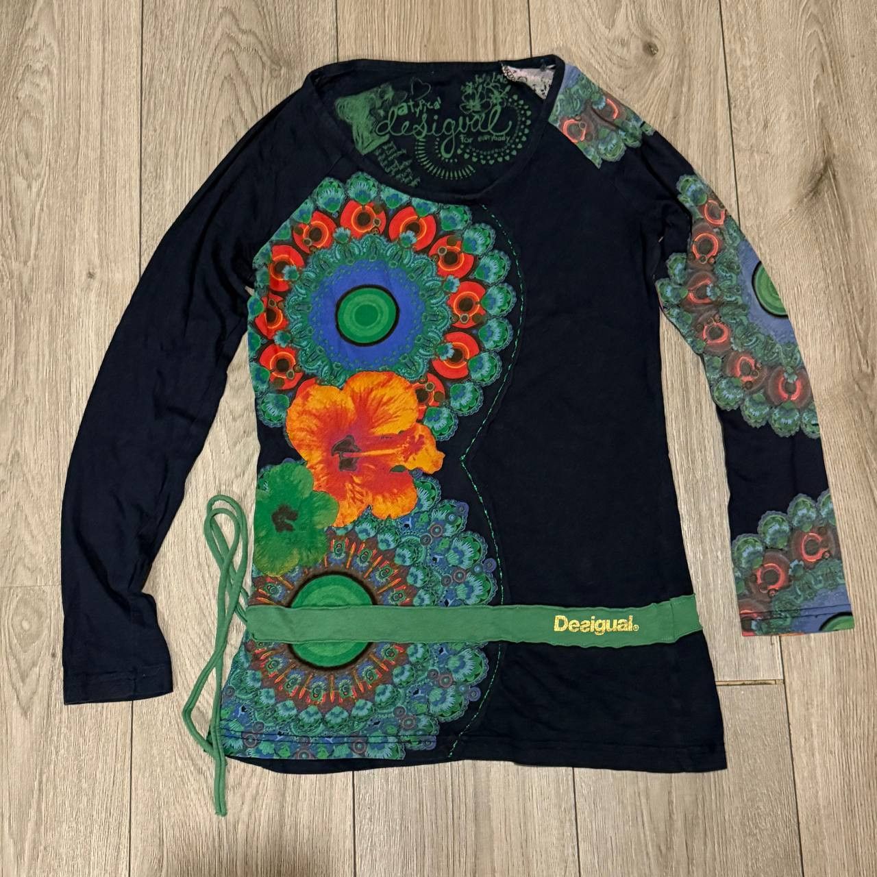 Desigual desigual long sleeve t-shirt multicolor Floral Womens Size M Size M / US 6-8 / IT 42-44 - 1 Thumbnail