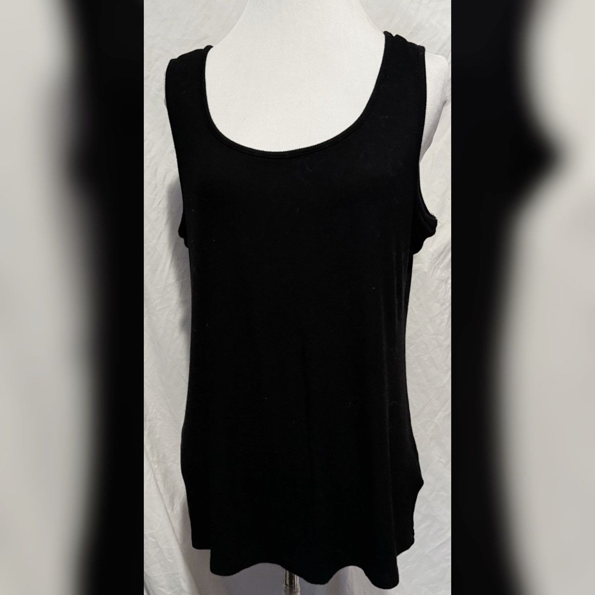Nordstrom Cable & Gauge, Basic Black, Sleeveless Knit Blouse Size L / US 10 / IT 46 - 10 Thumbnail