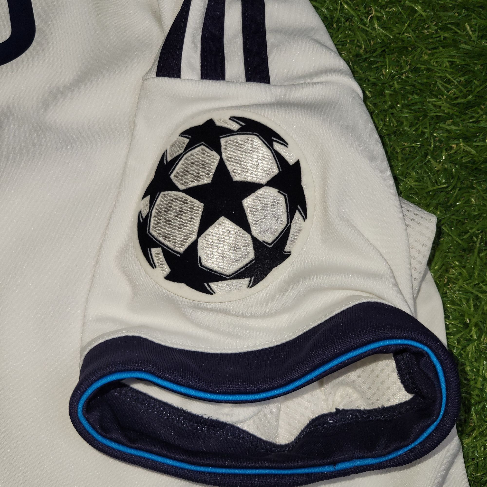 Adidas Cristiano Ronaldo Real Madrid 2012 2013 UEFA Soccer Jersey M Size US M / EU 48-50 / 2 - 6 Thumbnail