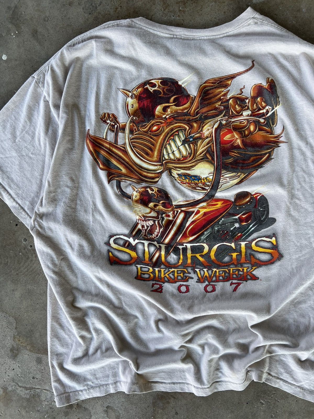 Vintage Vintage Harley Style Flames Sturgis Motorcycles T Shirt Size US XXL / EU 58 / 5 - 1 Thumbnail