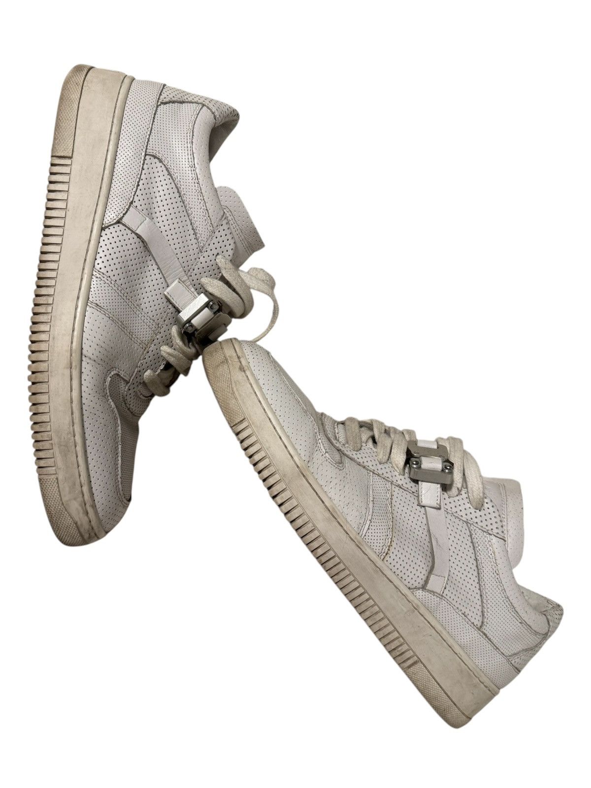 1017 alyx sneakers