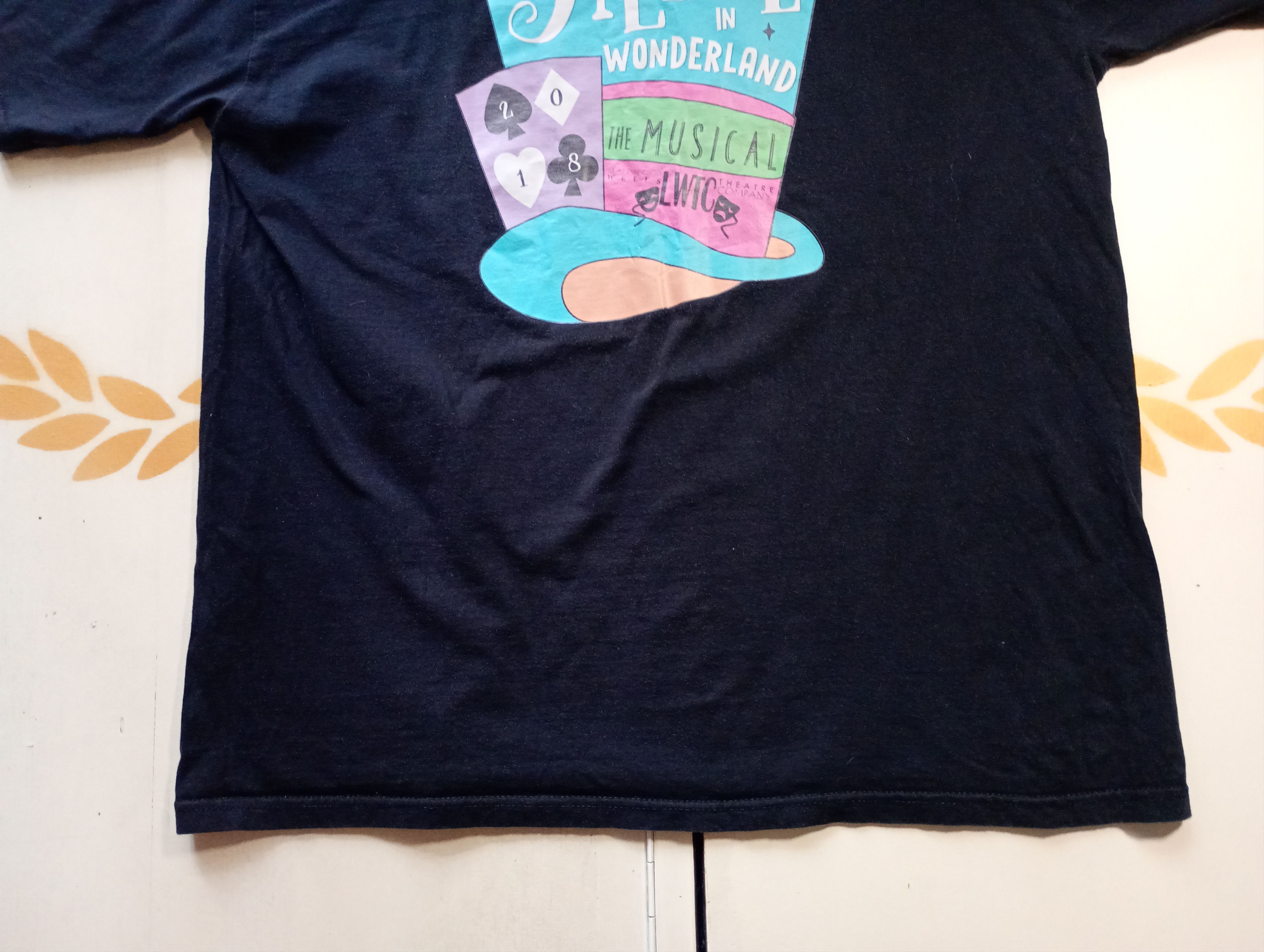 Russell Athletic Russel Athletic Alice in Wonderland The Musical LWTC T-Shirt Size US XL / EU 56 / 4 - 3 Thumbnail