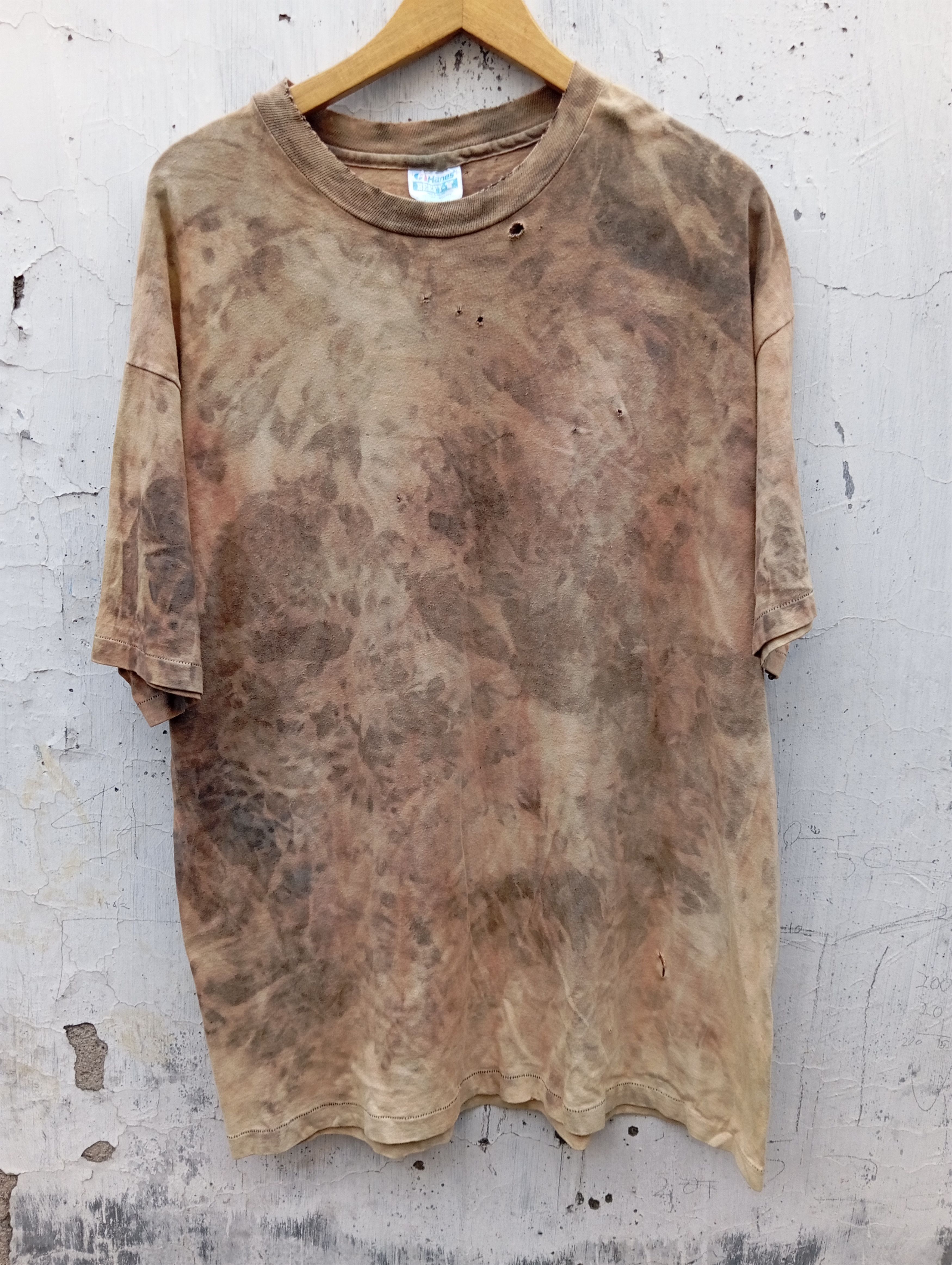 Vintage Vintage 80s Hanes thrashed sun blech tee Size US XL / EU 56 / 4 - 1 Thumbnail