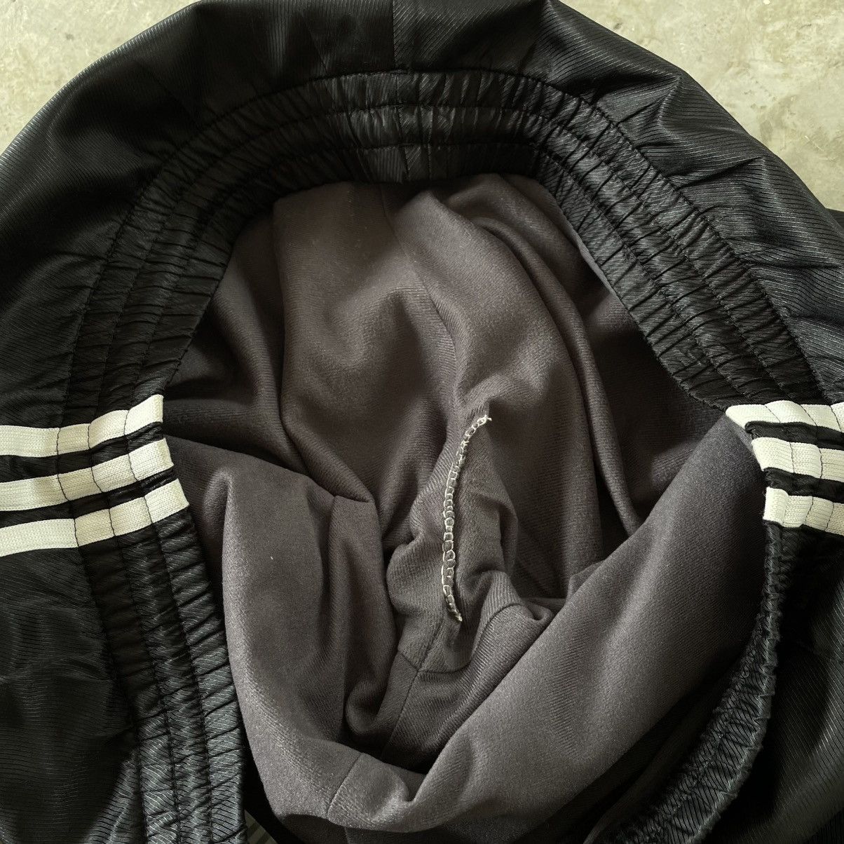 Adidas × Vintage 🔴 Vintage Y2K Adidas Baggy Sweatpants Trackpants 🔴 Size US 34 / EU 50 - 11 Thumbnail