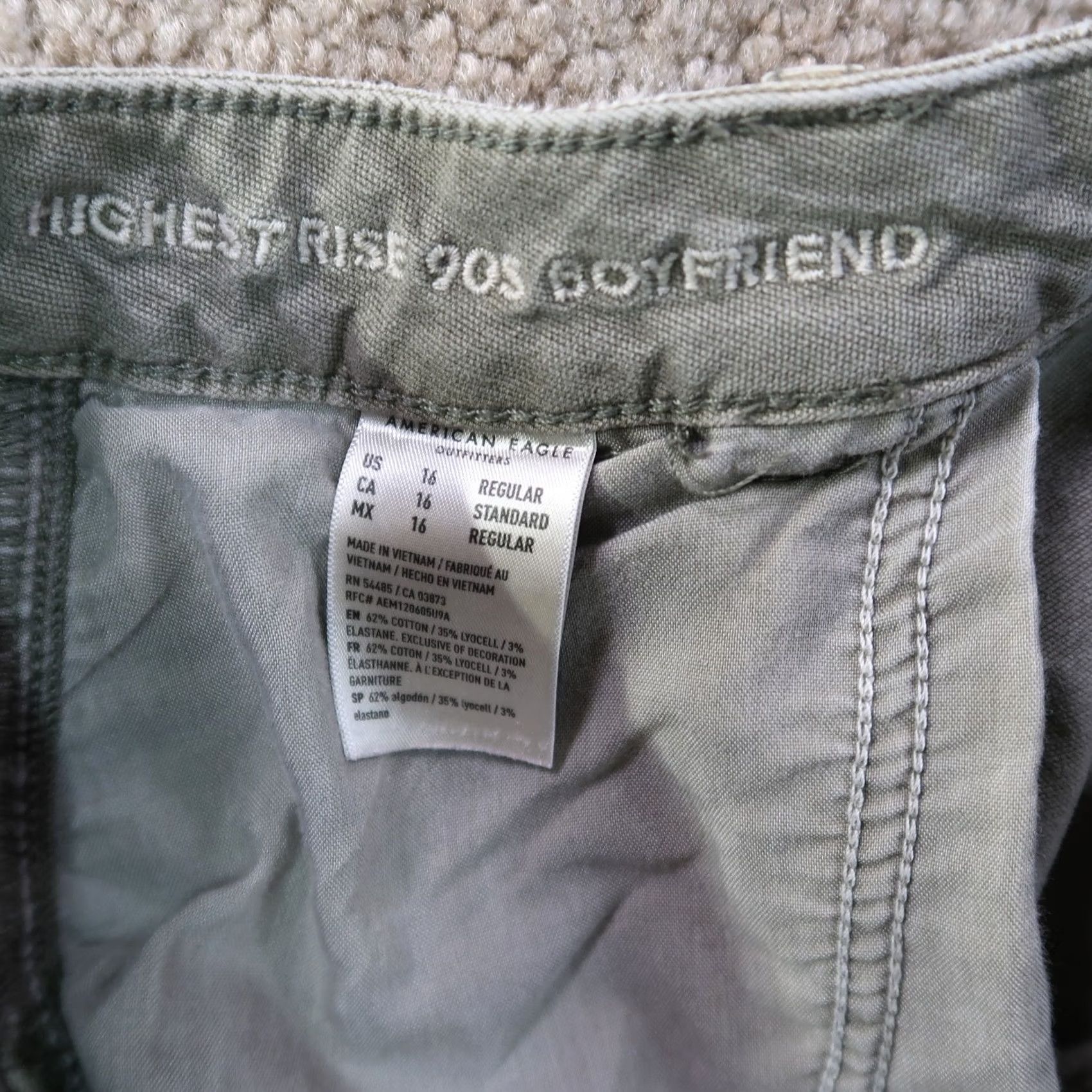 American Eagle Outfitters American Eagle Outfitters Jeans Womens 16 Green High Rise Boyfriend 5-Pocket Denim Size 38" / US 16 / IT 52 - 4 Thumbnail