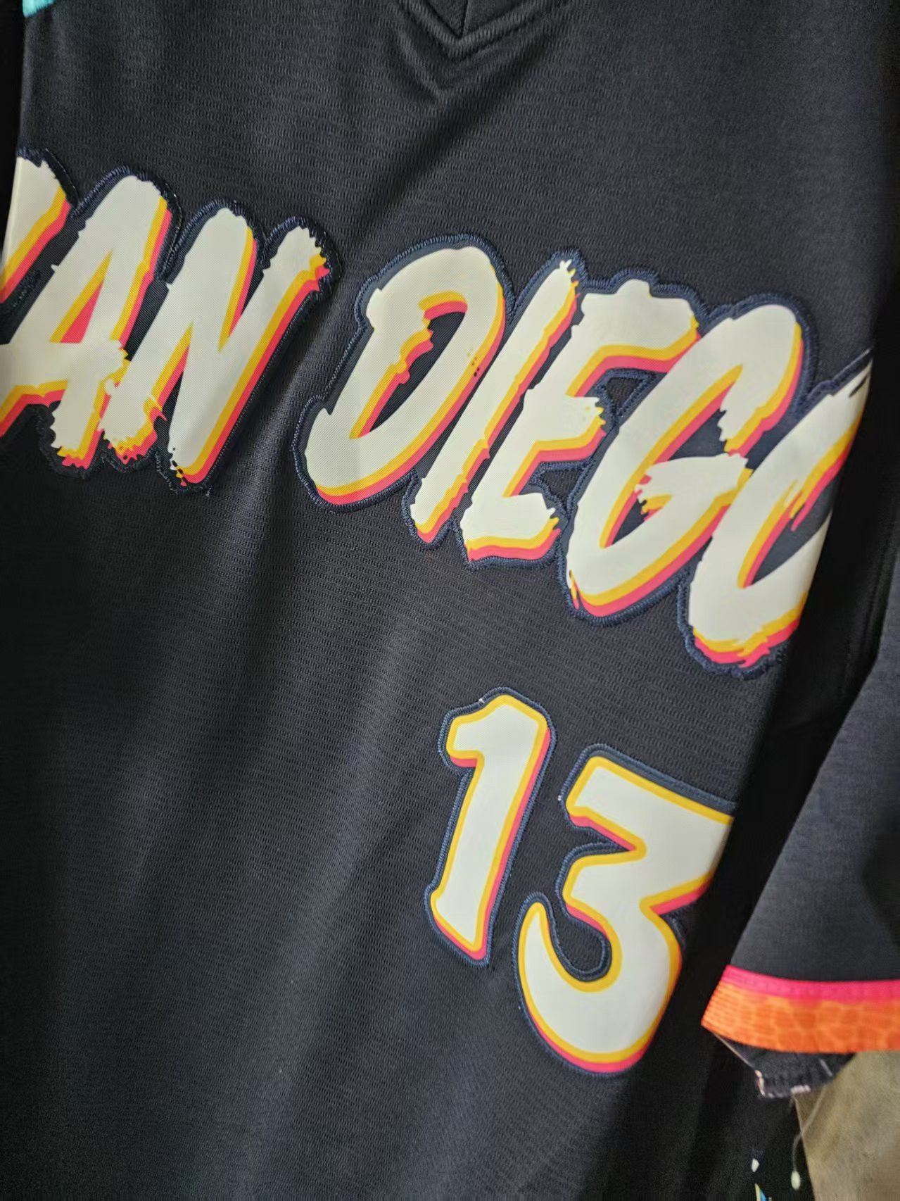 MLB 2026 San Diego Padres 13 Manny Machado Jersey Size US L / EU 52-54 / 3 - 4 Thumbnail