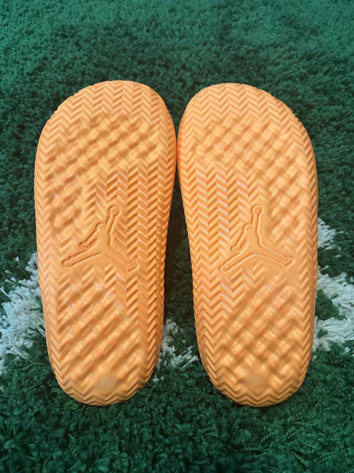 Jordan Brand Jordan Play Slide Sandals Orange 11 Size US 11 / EU 44 - 5 Thumbnail