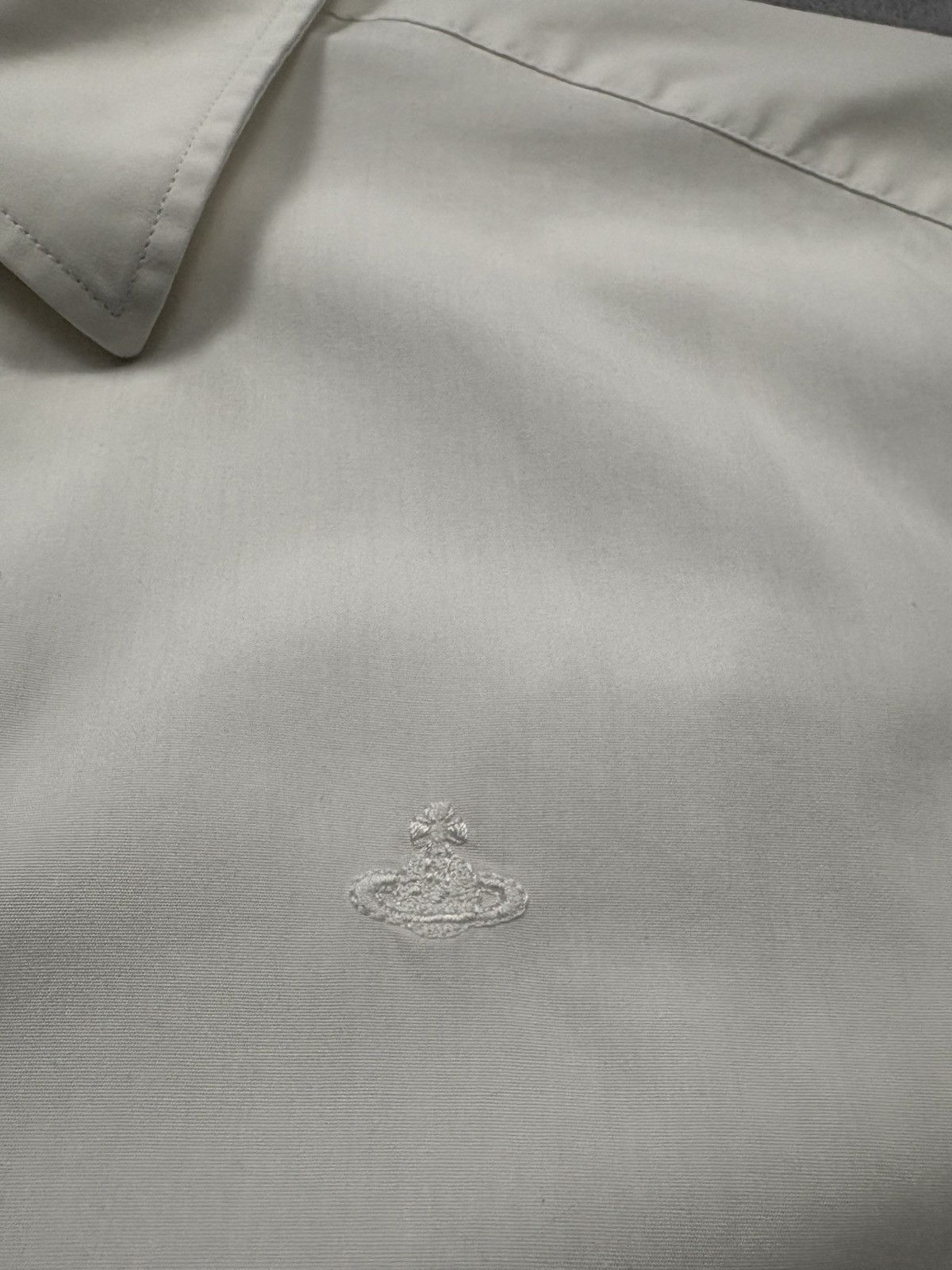 Vivienne Westwood SS15 Vivienne Westwood Orb Small Logo White Button Up Shirt Size US L / EU 52-54 / 3 - 7 Thumbnail