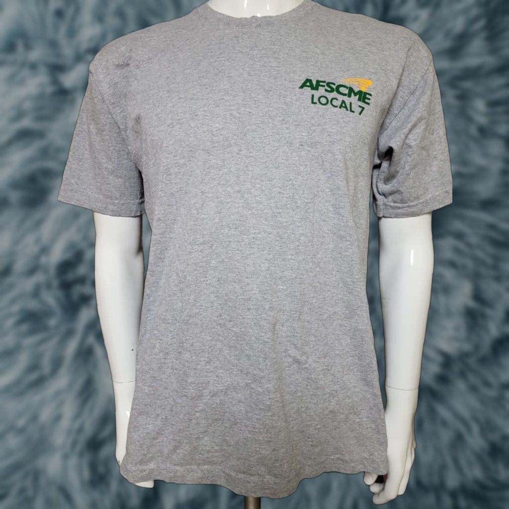 Vintage AFSCME Local 7 Toledo OH T Shirt Large Bayside 90% Cotton 10% Polyester Union Graphic Print Men Crew Neck Short Sleeve Gray/Bayside Regular L Size US L / EU 52-54 / 3 - 1 Thumbnail