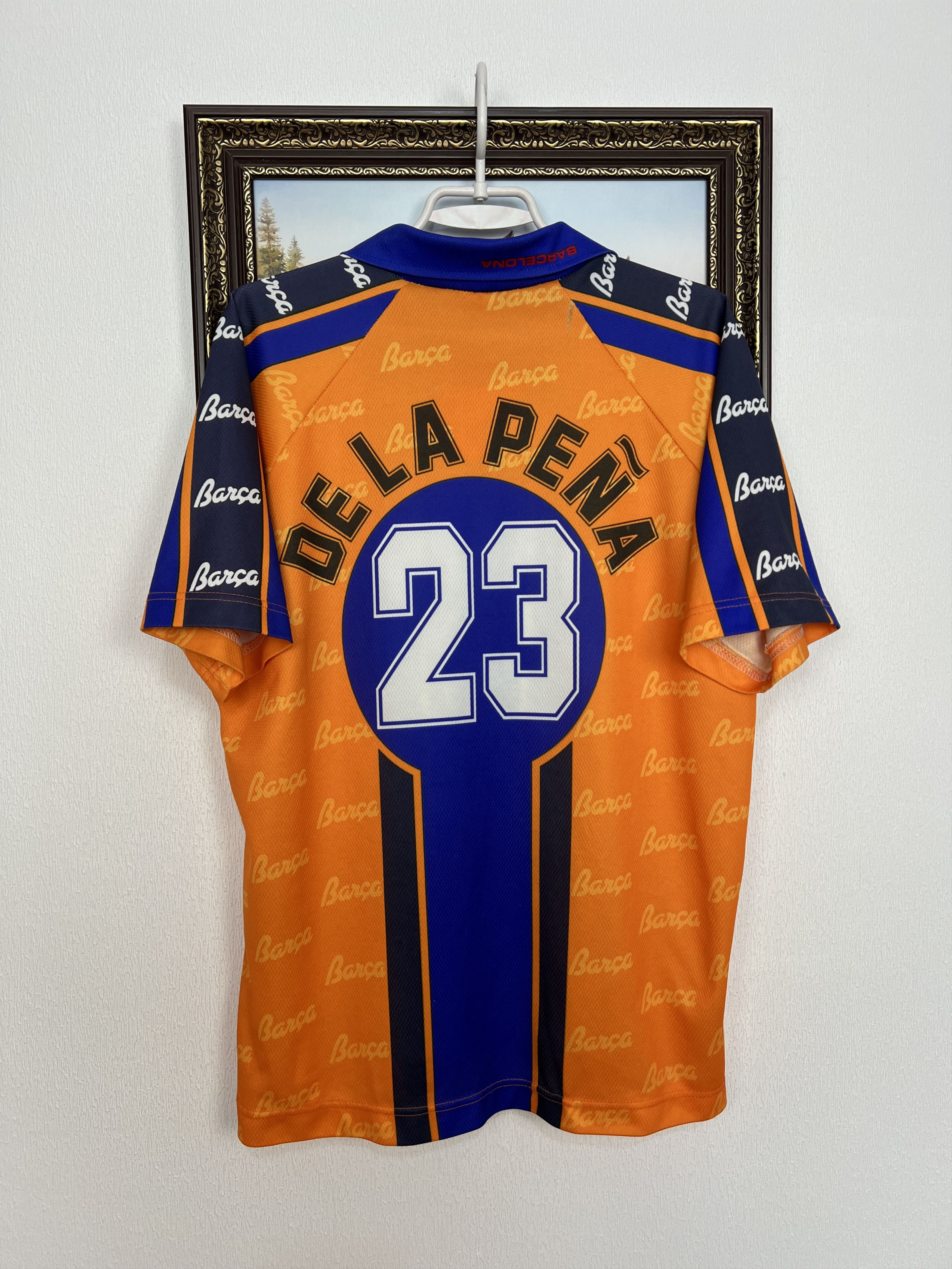 Vintage Barcelona football shirt Soccer Replica Jersey De La Pena Size US L / EU 52-54 / 3 - 7 Thumbnail