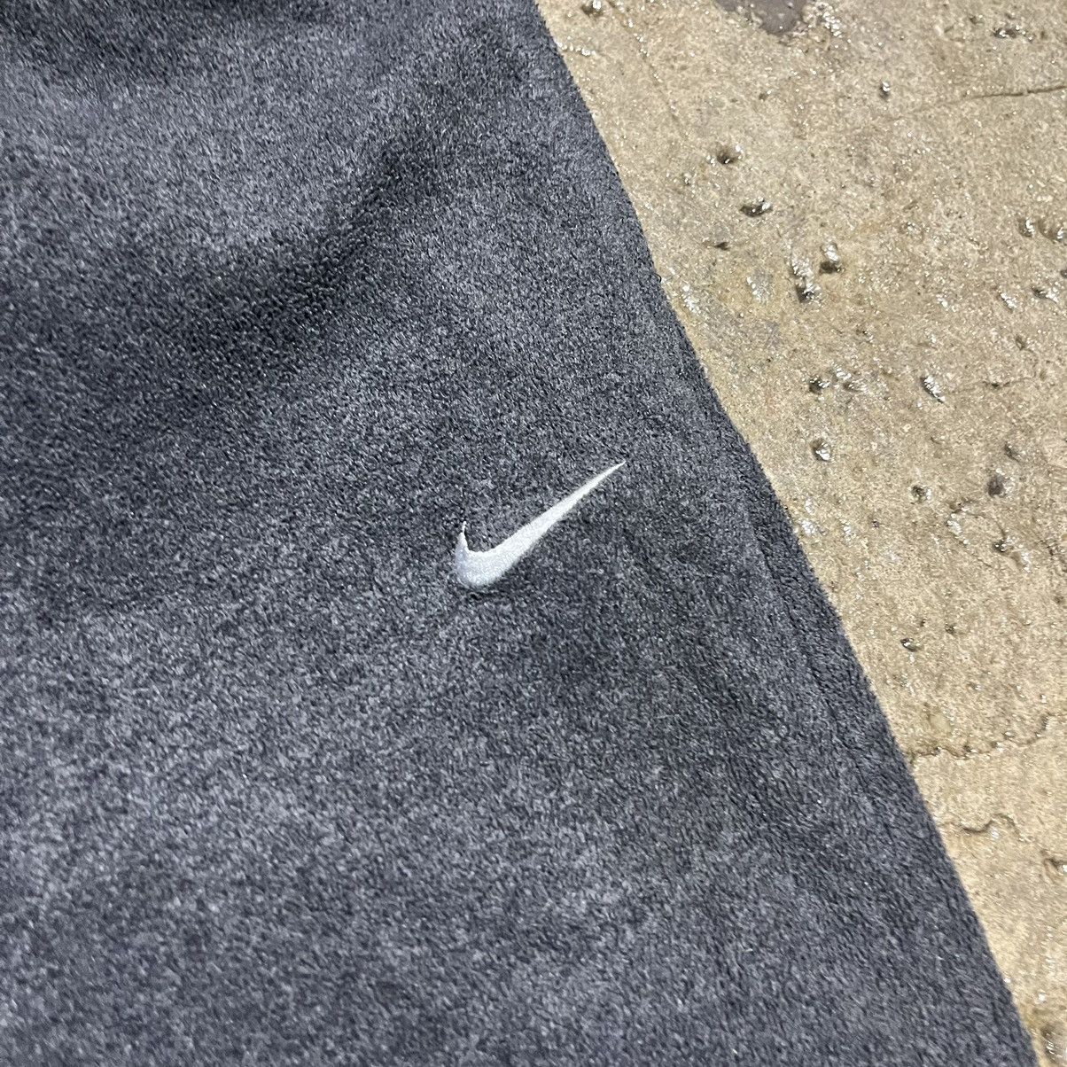 Nike × Nike ACG × Vintage Crazy Vintage Y2K Nike Fleece Track Pants Baggy Essential Size US 30 / EU 46 - 4 Thumbnail