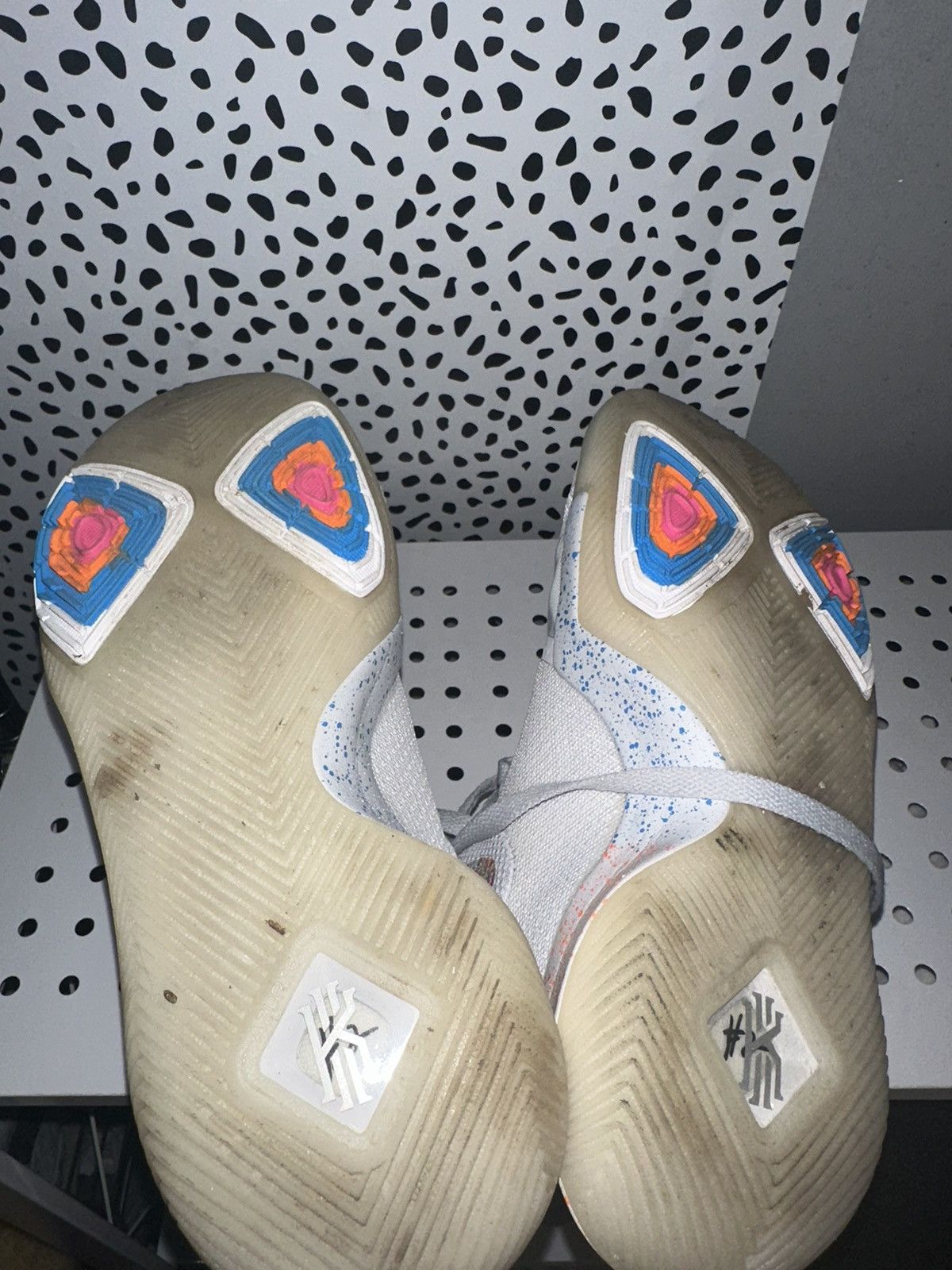 Nike Nike Kyrie 3 “EYBL” Size US 7 / EU 40 - 9 Thumbnail