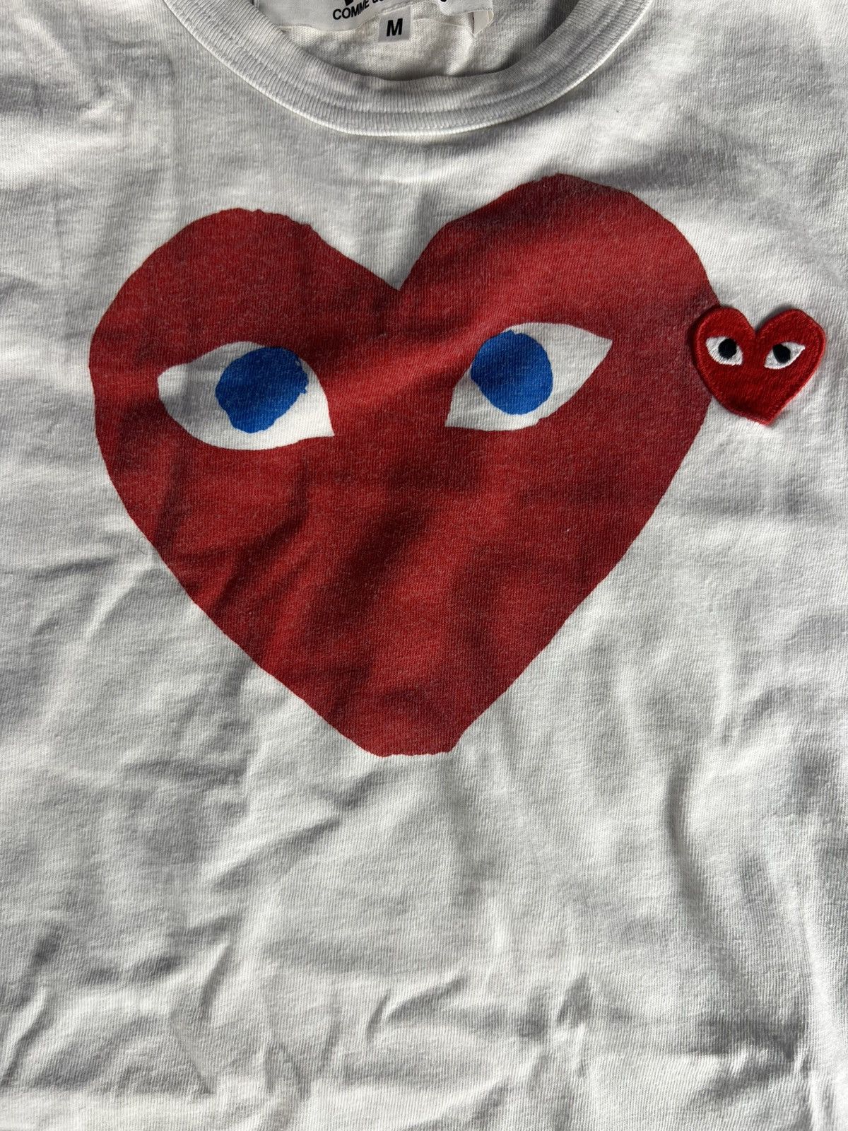 Comme des Garcons Comme des Garçons PLAY Red Heart Blue Eyes Tee 2017 – Size M Size US M / EU 48-50 / 2 - 3 Thumbnail