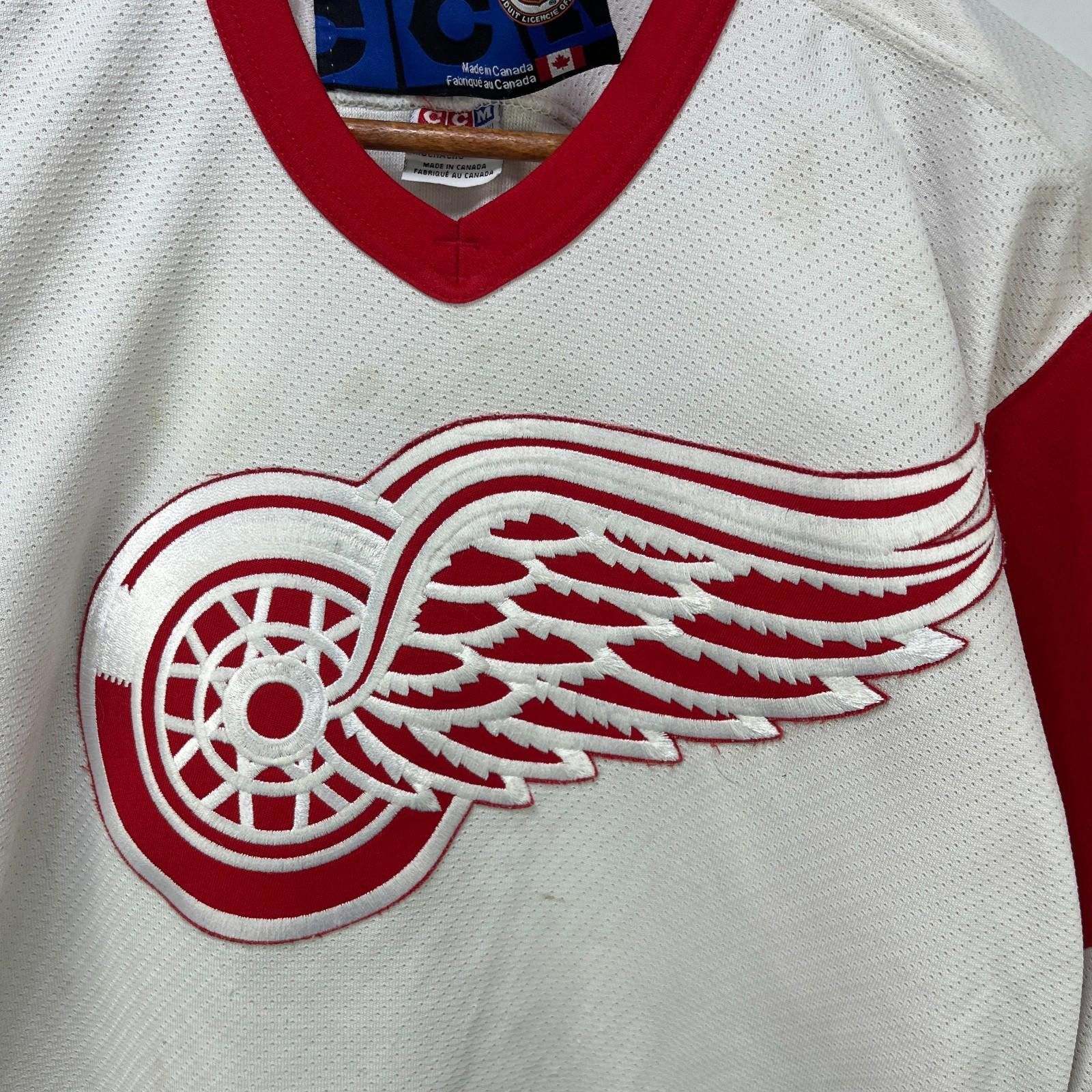 Ccm Vintage CCM Detroit Red Wings NHL Boys Jersey Youth L XL Size ONE SIZE - 4 Thumbnail