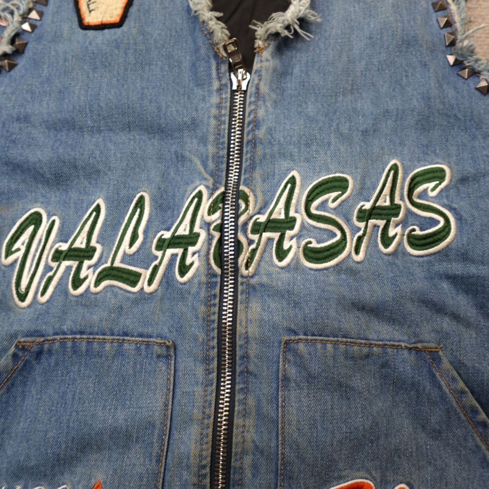 Doublet Valabasas Vest Jacket L Blue Denim Full Zip Double Sided Men Regular Size L Vest Denim Blue Full Zip Biker Style */} Size US L / EU 52-54 / 3 - 5 Thumbnail