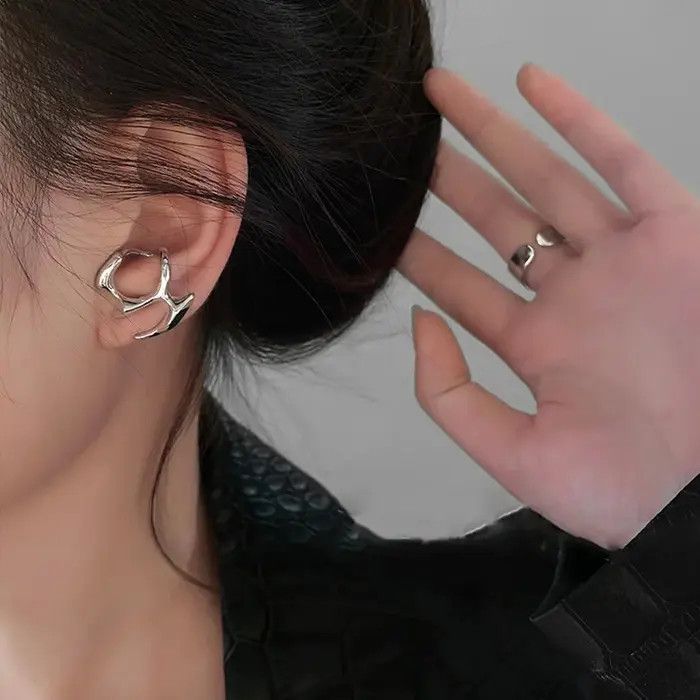 Jewelry × Vintage Irregular Liquid Metal Hollow Earrings Size ONE SIZE - 6 Thumbnail