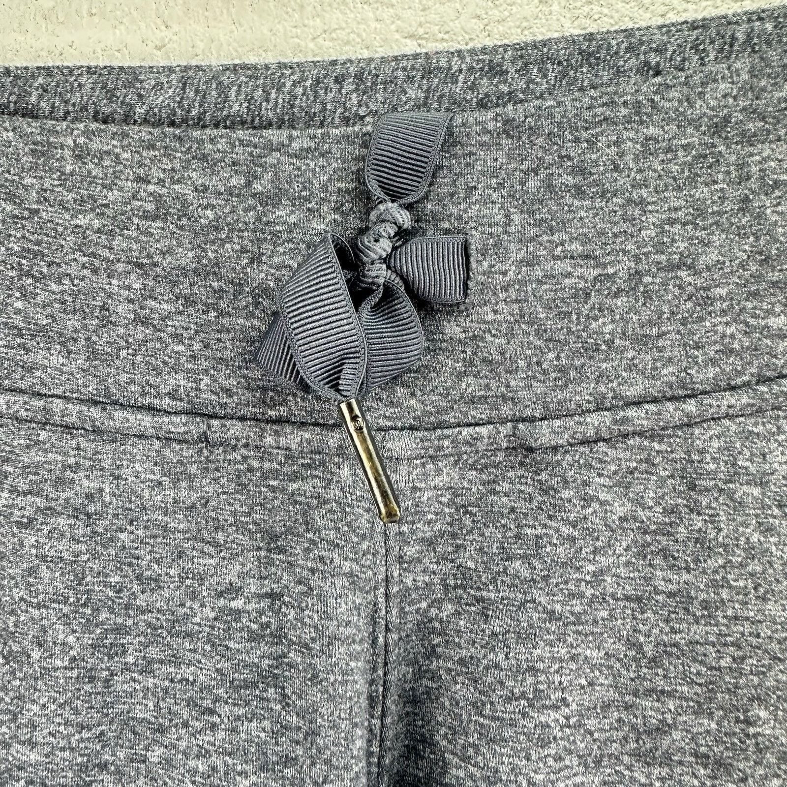 Lululemon Lululemon Women’s Gray Knit Joggers Sweatpants Drawstring 6 Size 28" / US 6 / IT 42 - 8 Thumbnail