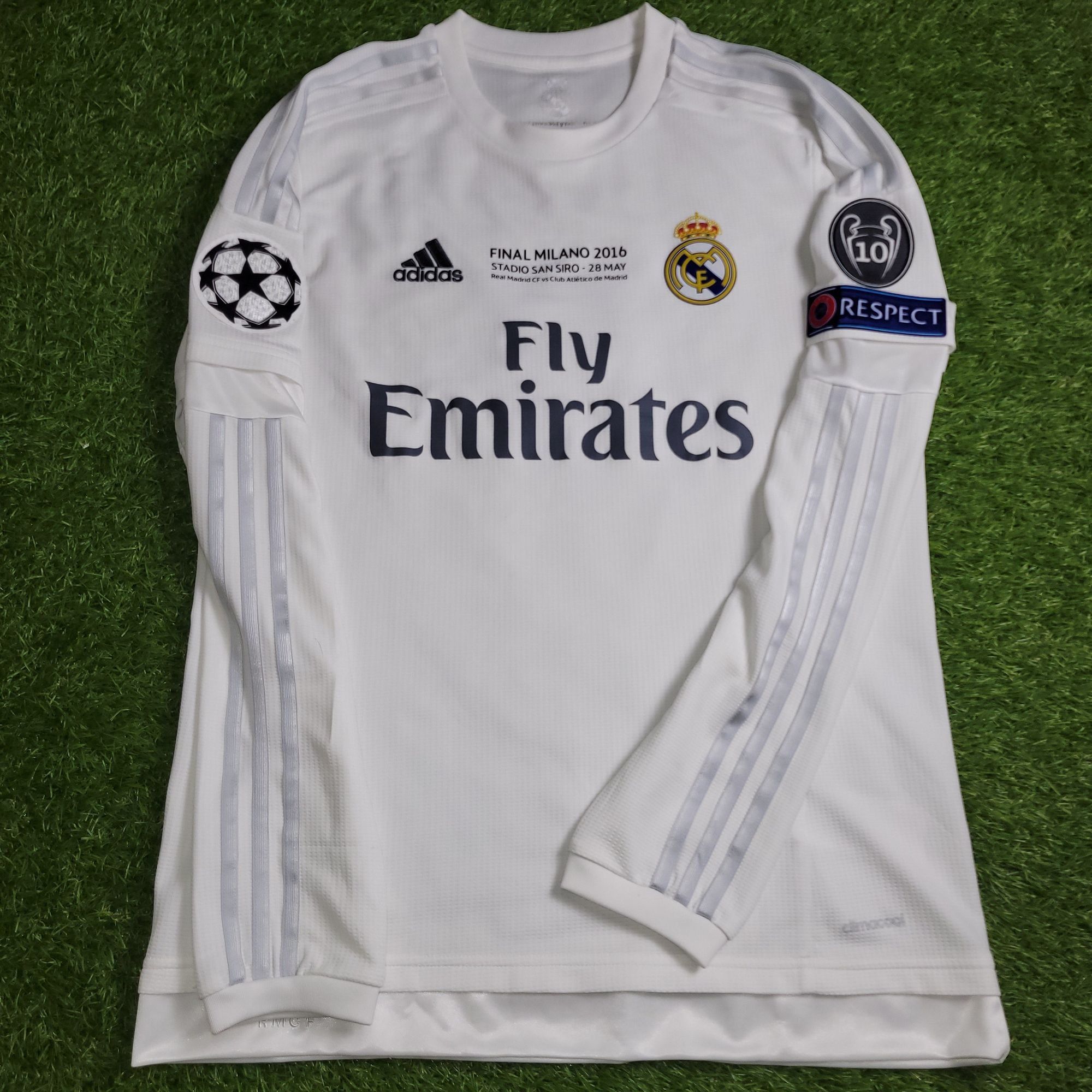 Adidas Ronaldo Real Madrid 2015 2016 Long Sleeve Soccer Jersey M Size US M / EU 48-50 / 2 - 2 Thumbnail