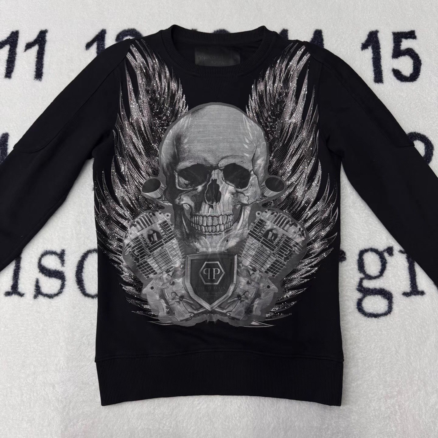 Philipp Plein PP Black Skull Full Rhinestone Hoodie Q10 Size US S / EU 44-46 / 1 - 1 Thumbnail