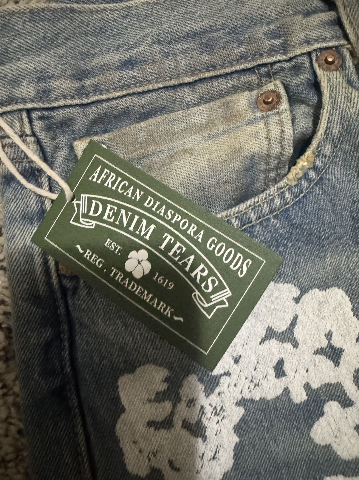 DENIM TEARS DENIM TEARS JEANS (Dirty Wash) size 34 Size US 34 / EU 50 - 4 Thumbnail