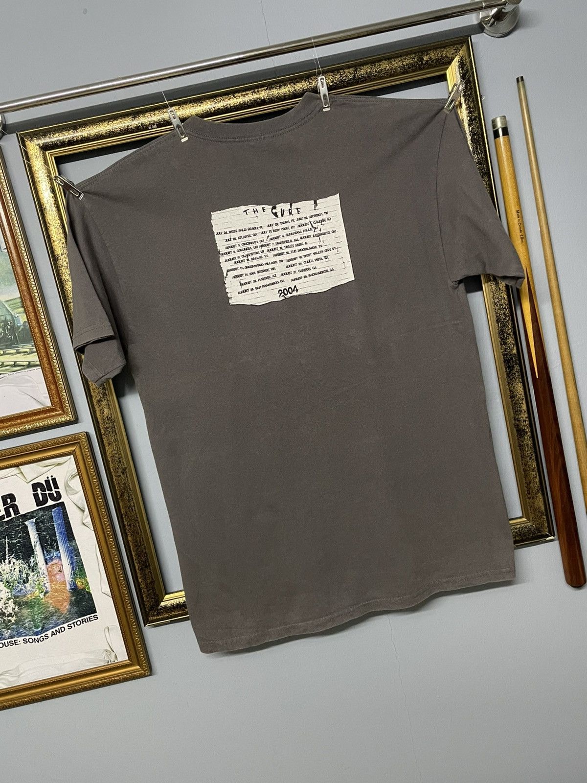 Vintage Vintage Original The Cure 2004 Tour Cover Album Art Tshirt Size US L / EU 52-54 / 3 - 8 Thumbnail