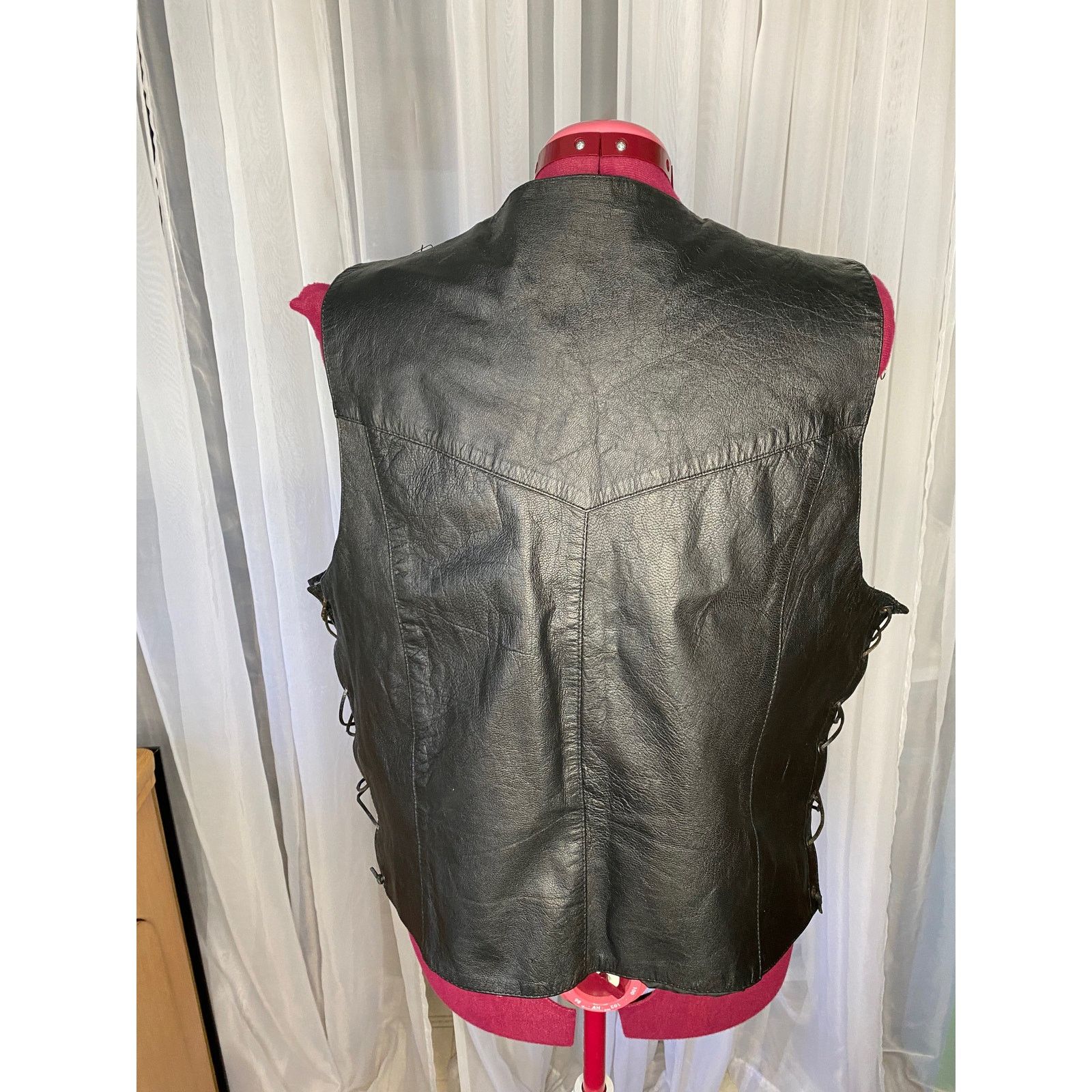 Genuine Leather Mens leather vest motorcycle lace up sides snap front Size US XXL / EU 58 / 5 - 2 Thumbnail
