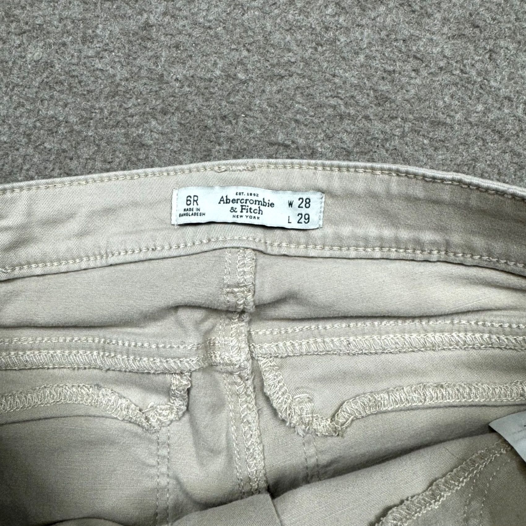 Abercrombie & Fitch Abercrombie & Fitch Pants Womens Size 6 Beige Corduroy Skinny Regular Inseam 27" City USA Pocket Set - 29 Waist Front Flat Leg Style Skinny" Size 28" / US 6 / IT 42 - 5 Thumbnail