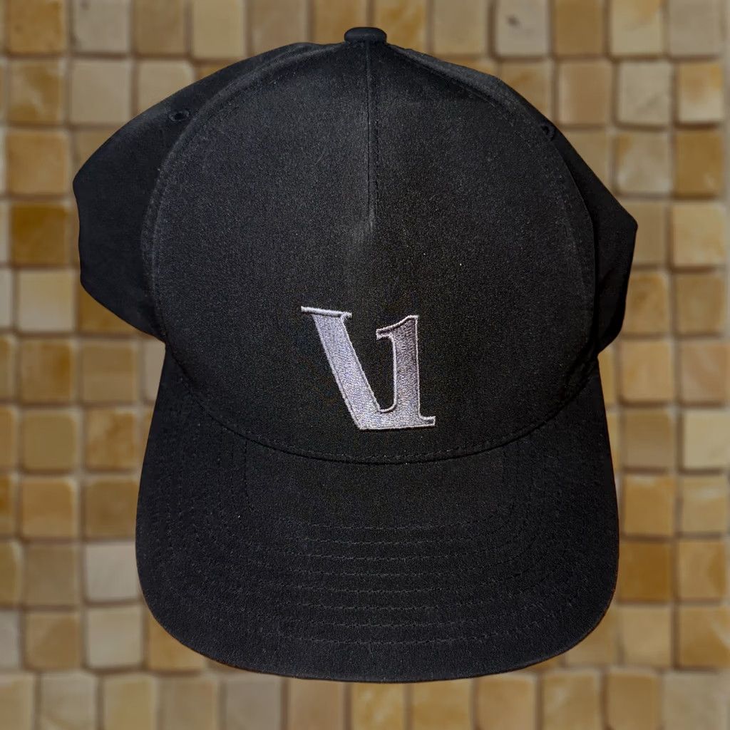 Vuori Vuori Magnitude Hat Baseball CapOSFA Black Adjustable Men's Outdoor Active 4 way Stretch Moisture Wicking Size ONE SIZE - 1 Thumbnail