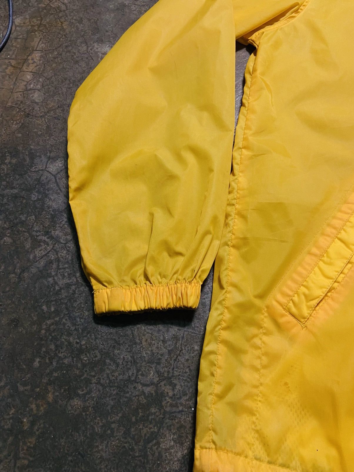 Nike 🔥🔥 Vintage 90s Nike Zipper Light Jacket Size US L / EU 52-54 / 3 - 5 Thumbnail