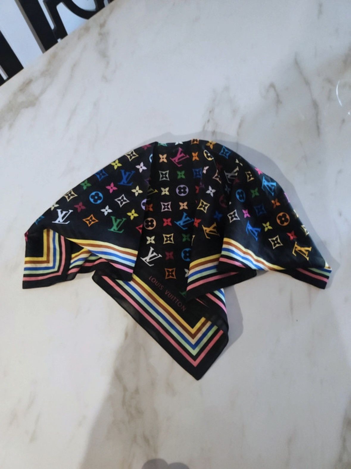 Louis Vuitton × Takashi Murakami OG First release Louis Vuitton x Takashi Murakami Scarf Size ONE SIZE - 4 Thumbnail