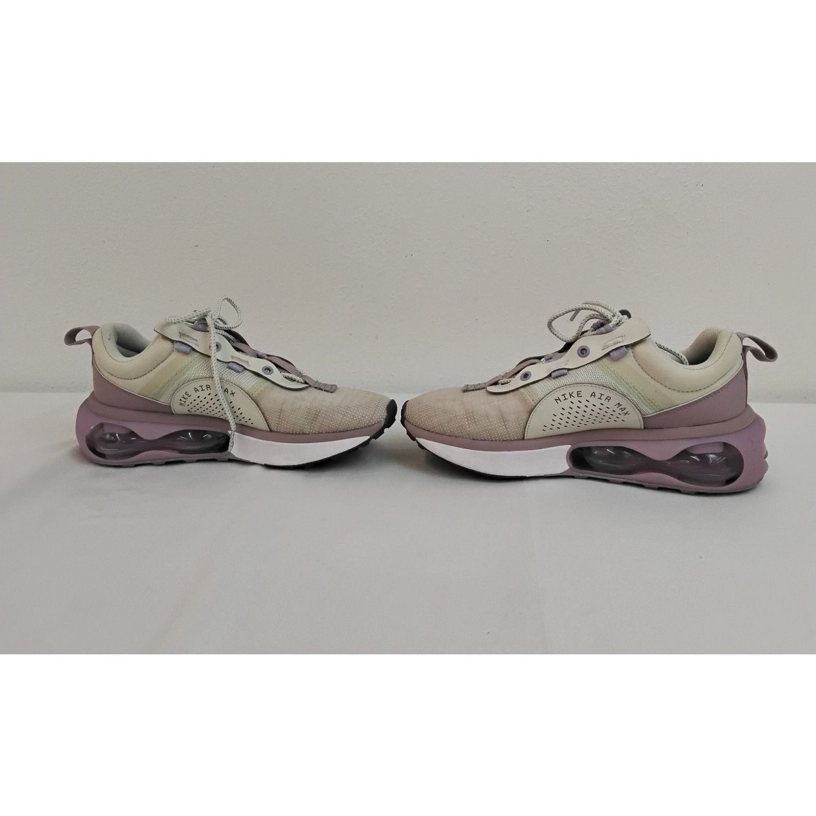 Nike Nike Air Max Sneakers Women's 9.5 Purple/Gray 2021 Size US 9.5 / IT 39.5 - 7 Thumbnail