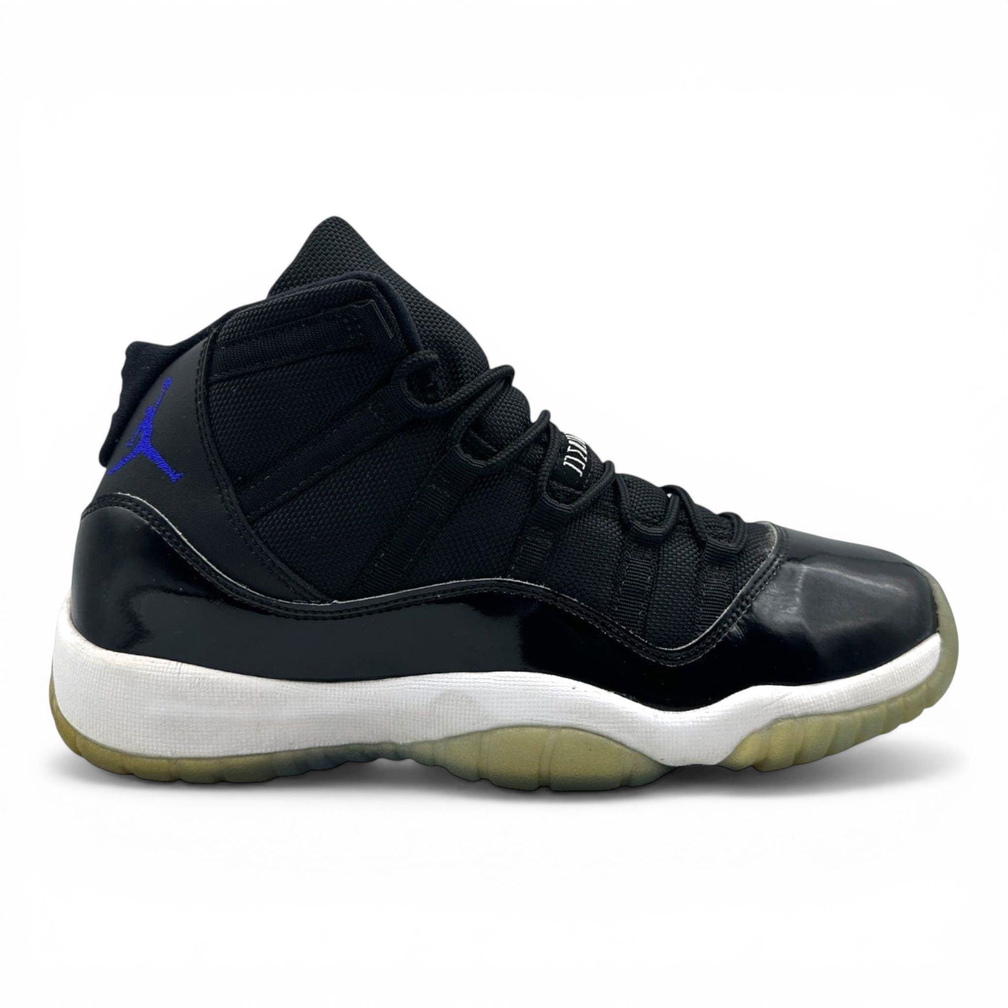 Nike 11 Retro Space Jam (2016) (GS) Size US 7 / EU 40 - 1 Thumbnail