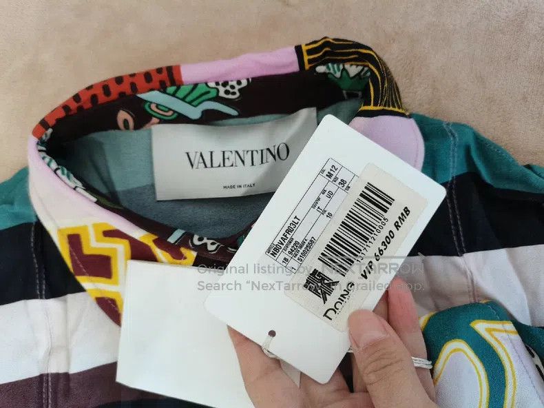 Valentino Valentino dress Size XS / US 0-2 / IT 36-38 - 2 Thumbnail