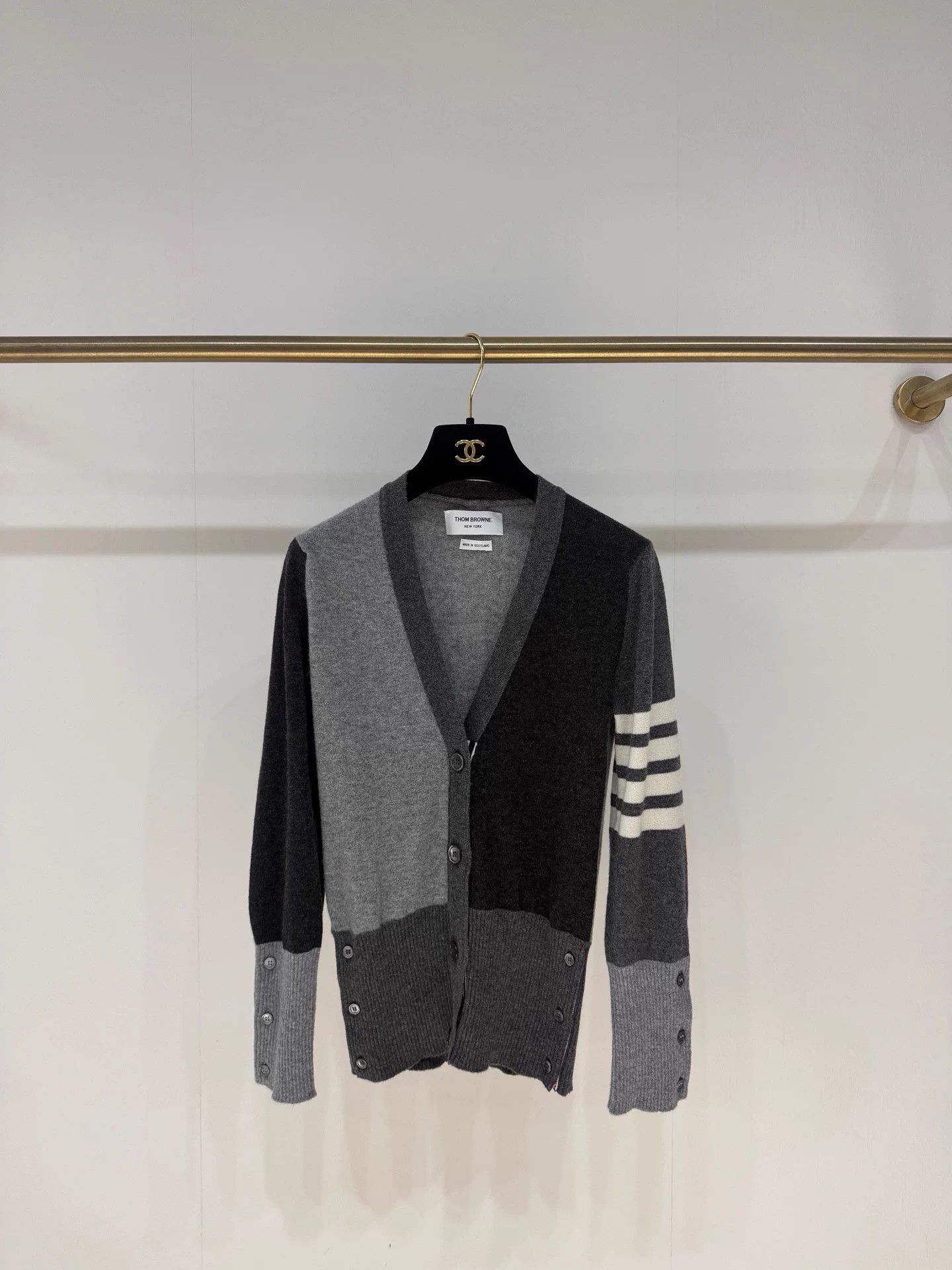 Thom Browne Thom Browne Gray 100% Cashmere Cardigan Size 38 New Size S / US 4 / IT 40 - 1 Thumbnail