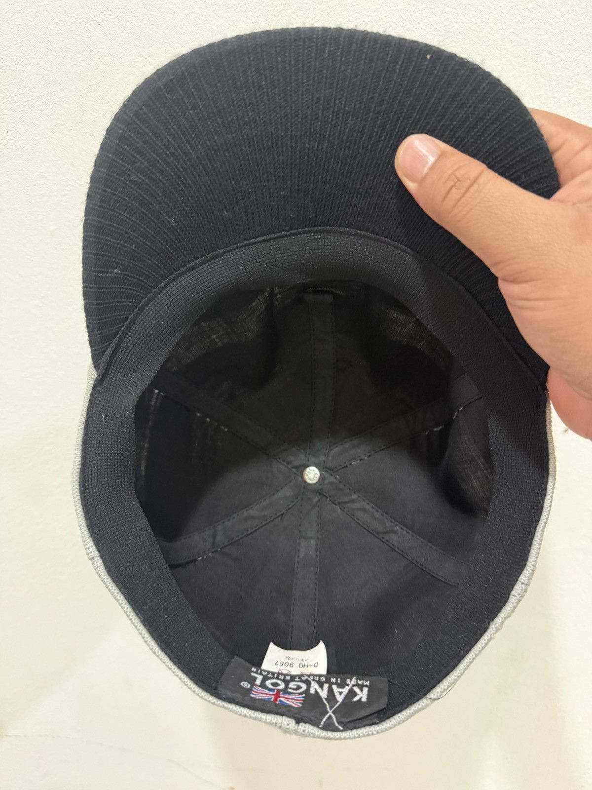 Kangol Vintage Kangol Stripe Dart Hat Size 57-62cm Size ONE SIZE - 5 Thumbnail