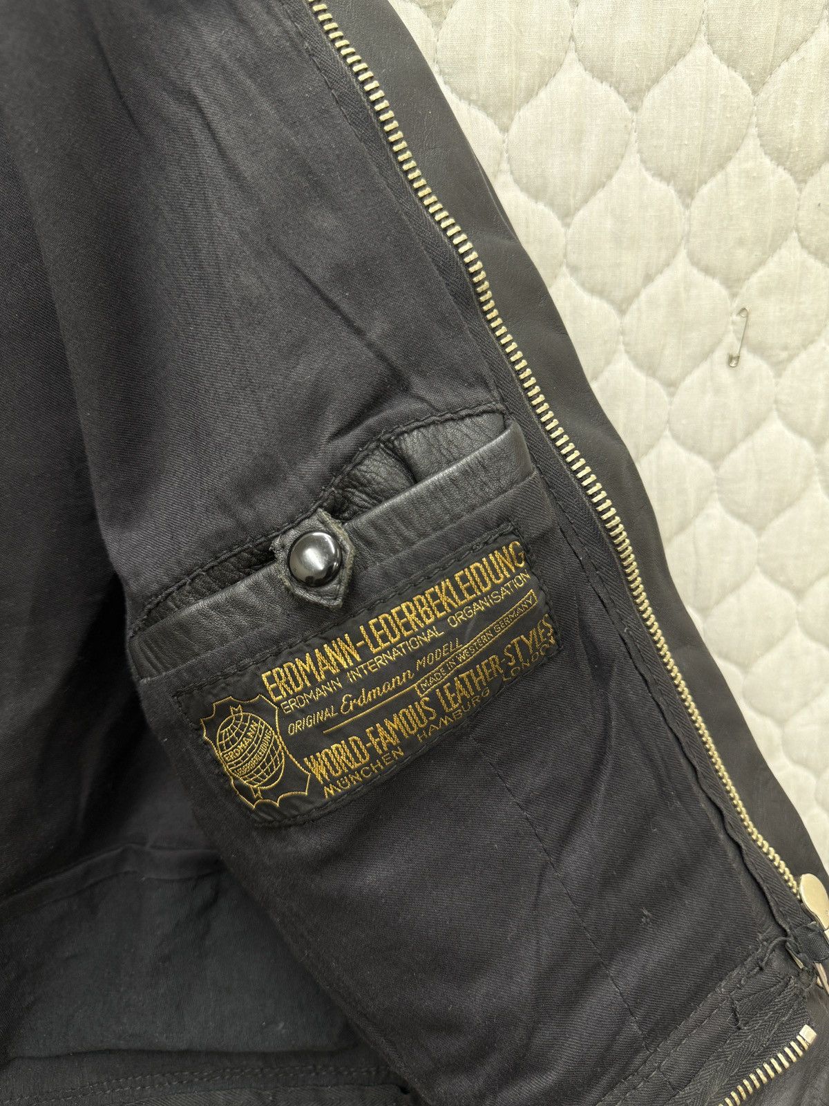 Genuine Leather 🔥🔥🔥ARCHIVE VTG ERDMANN LEDERBEKLEIDUNG LEATHER BIKER JACKET Size US S / EU 44-46 / 1 - 9 Thumbnail
