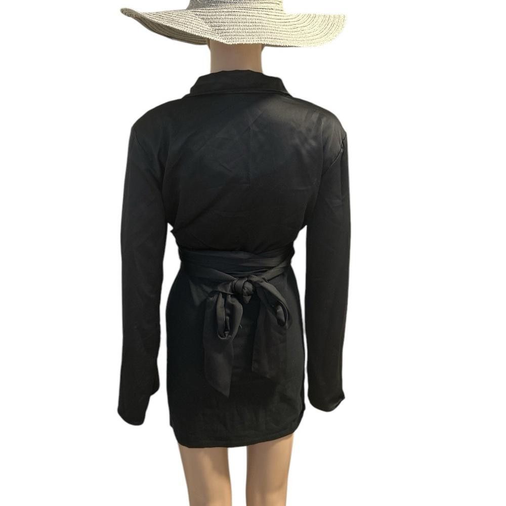 Designer Dynamite Black Satin Wrap around top size L Size L / US 10 / IT 46 - 3 Thumbnail