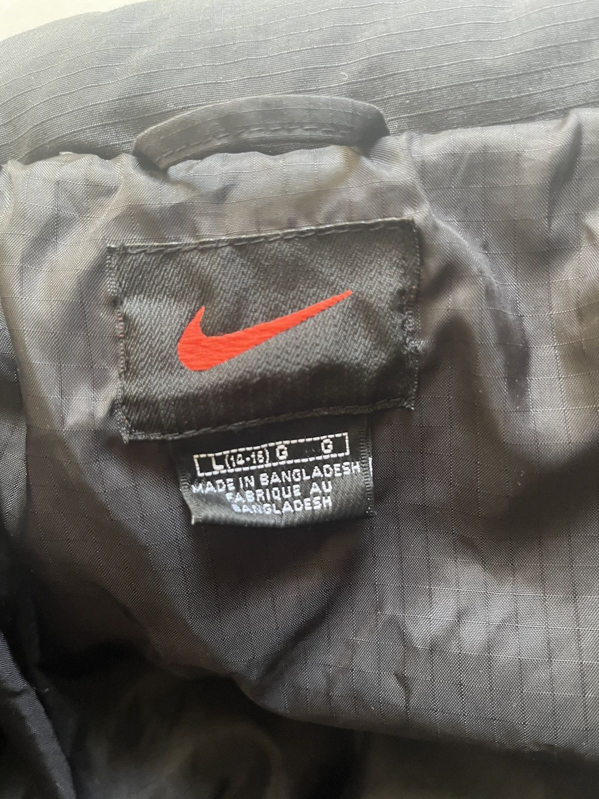Nike Vintage Nike Down Puffer Jacket (1999-2001) - Black - Large Size US L / EU 52-54 / 3 - 25 Thumbnail