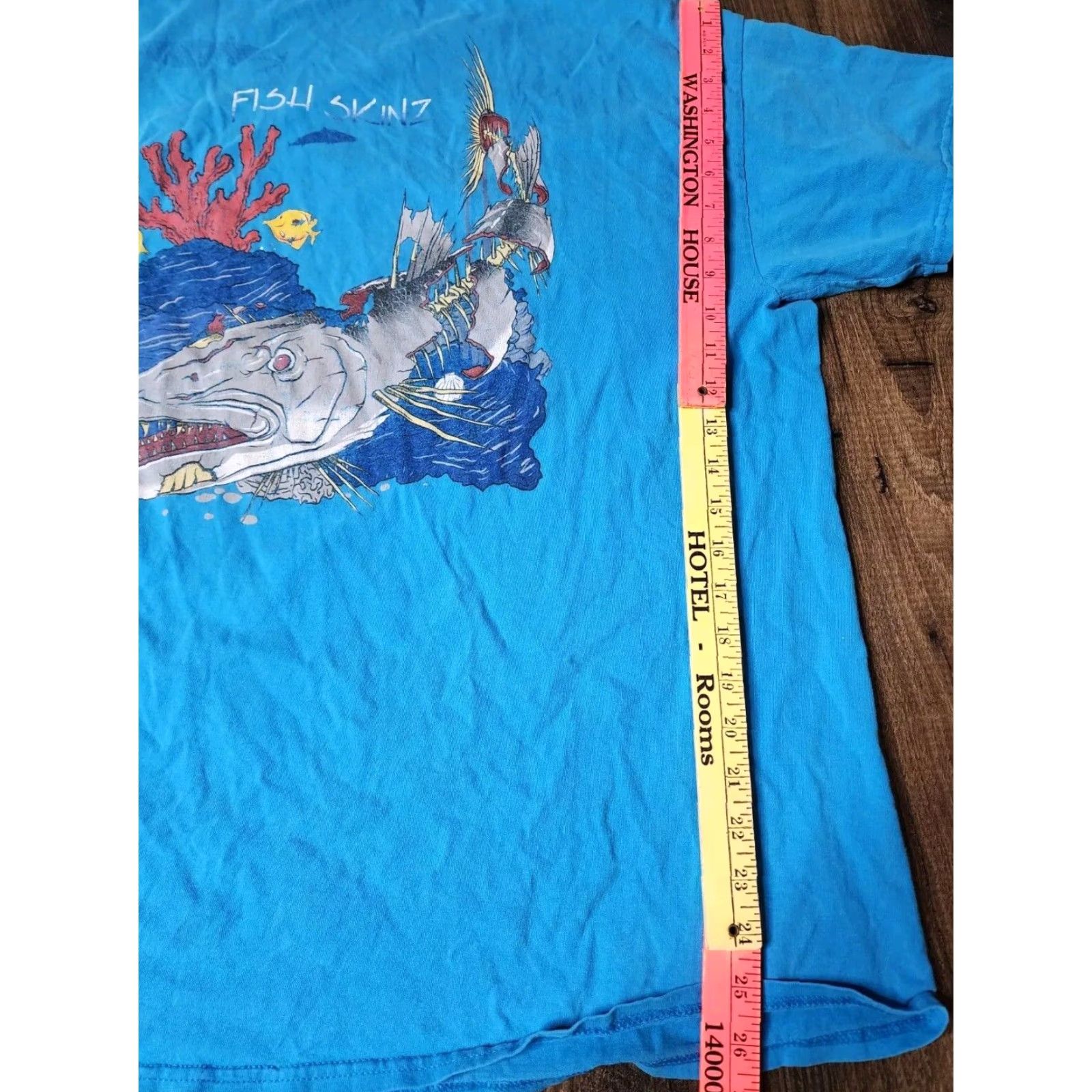 Skin VINTAGE Fish Skinz Zombie Fish Graphic T Shirt Mens XL Blue Distressed Size US XL / EU 56 / 4 - 3 Thumbnail