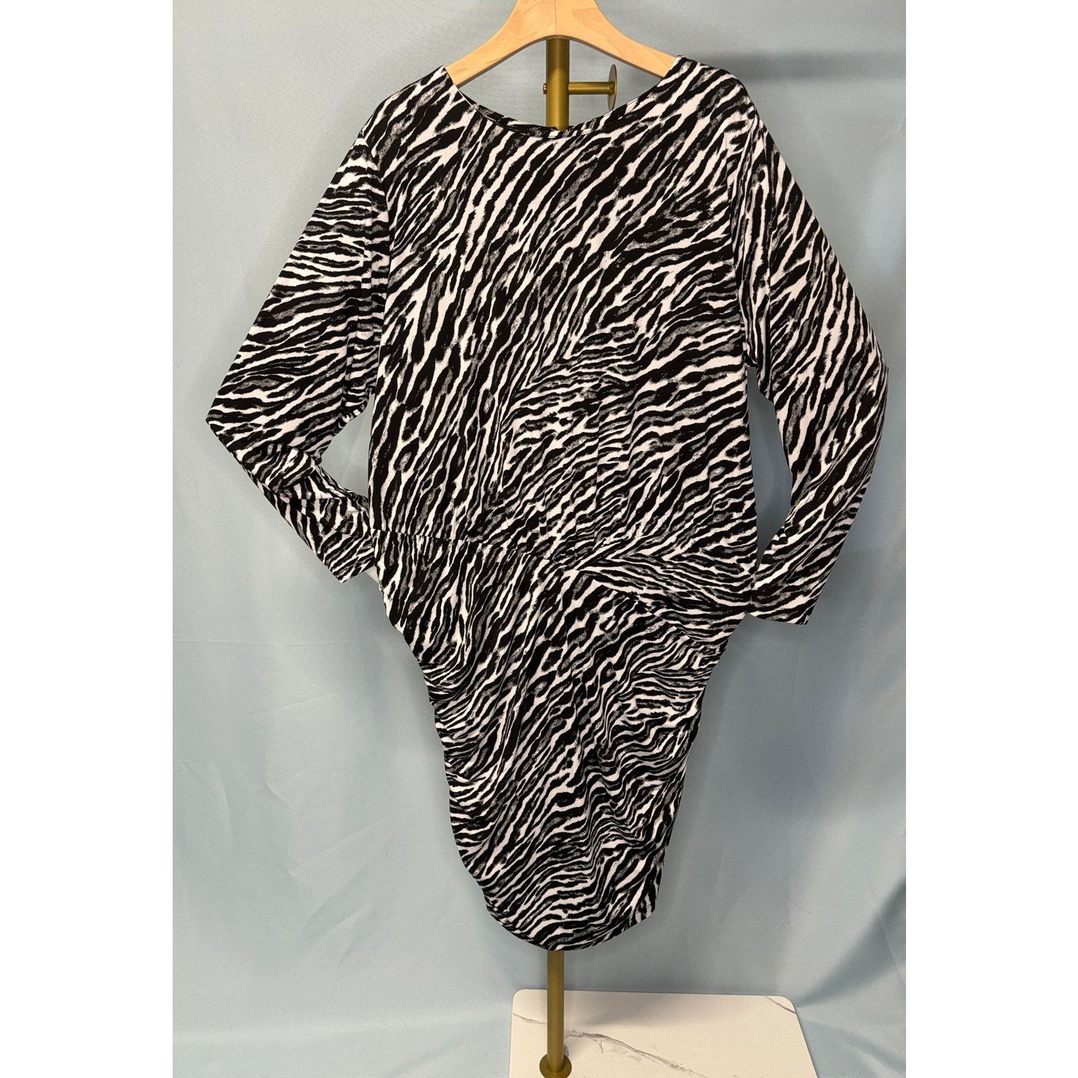 Michael Kors PLUS Size 2X MICHAEL KORS Figure Flattering Knit Dress | NWT Size 3XL / US 20-22 - 4 Thumbnail