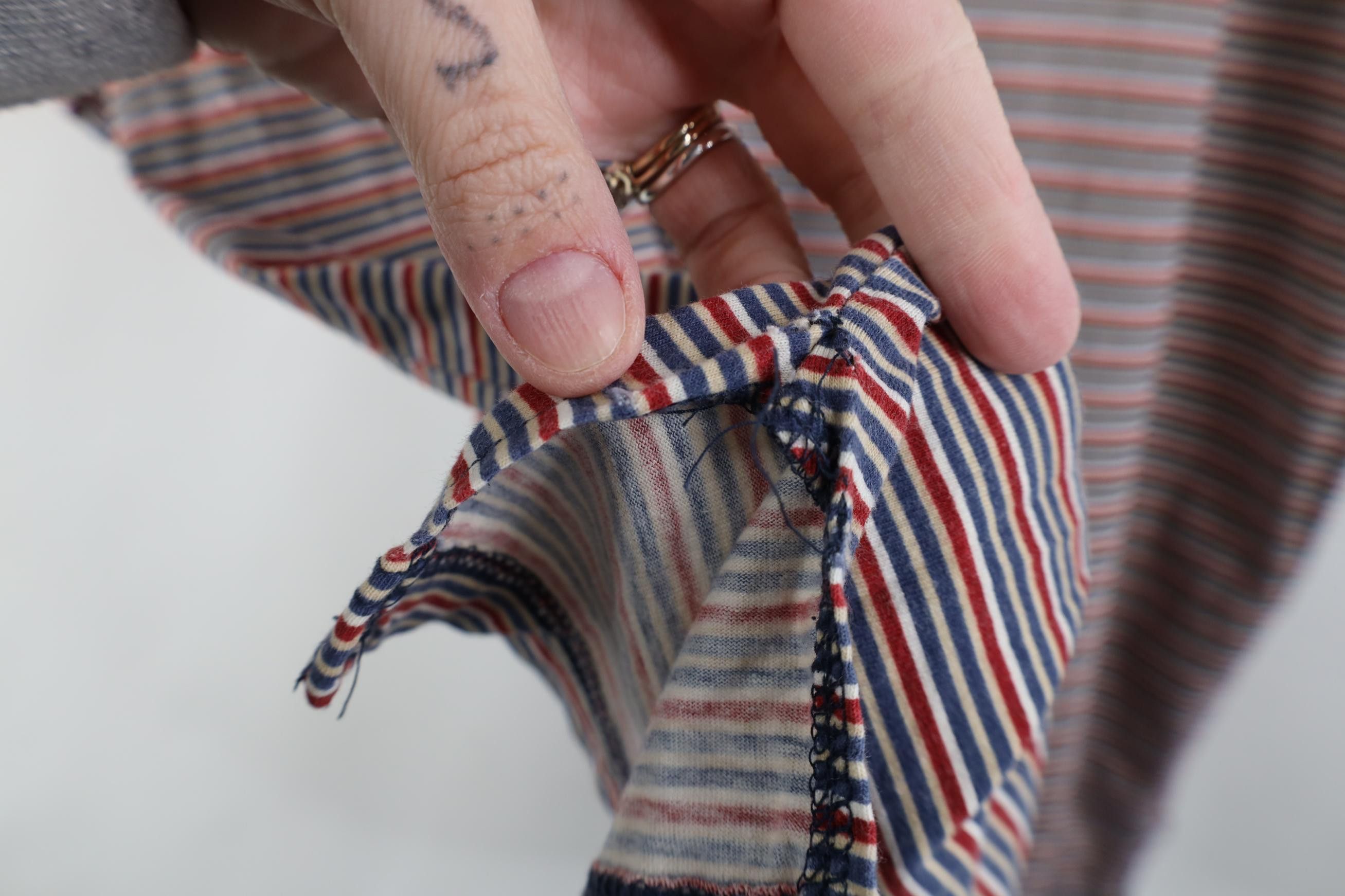 Vintage Vintage 90s Streetwear Striped Knit Collared Golf Polo Shirt Size US M / EU 48-50 / 2 - 11 Thumbnail