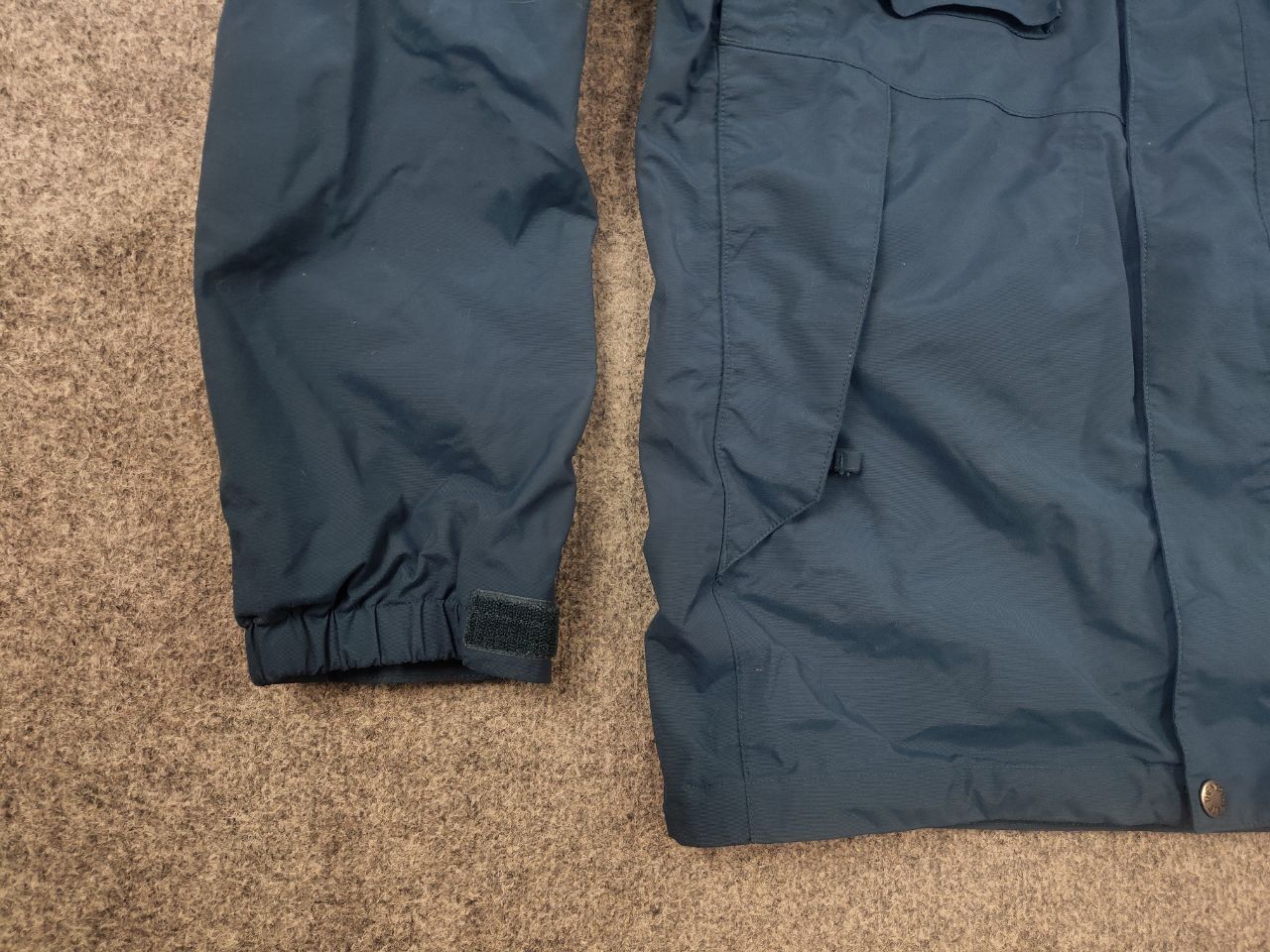 The North Face Vintage The North Face Blue HyVent Hooded Zip Ski Jacket Y2K Size US S / EU 44-46 / 1 - 7 Thumbnail