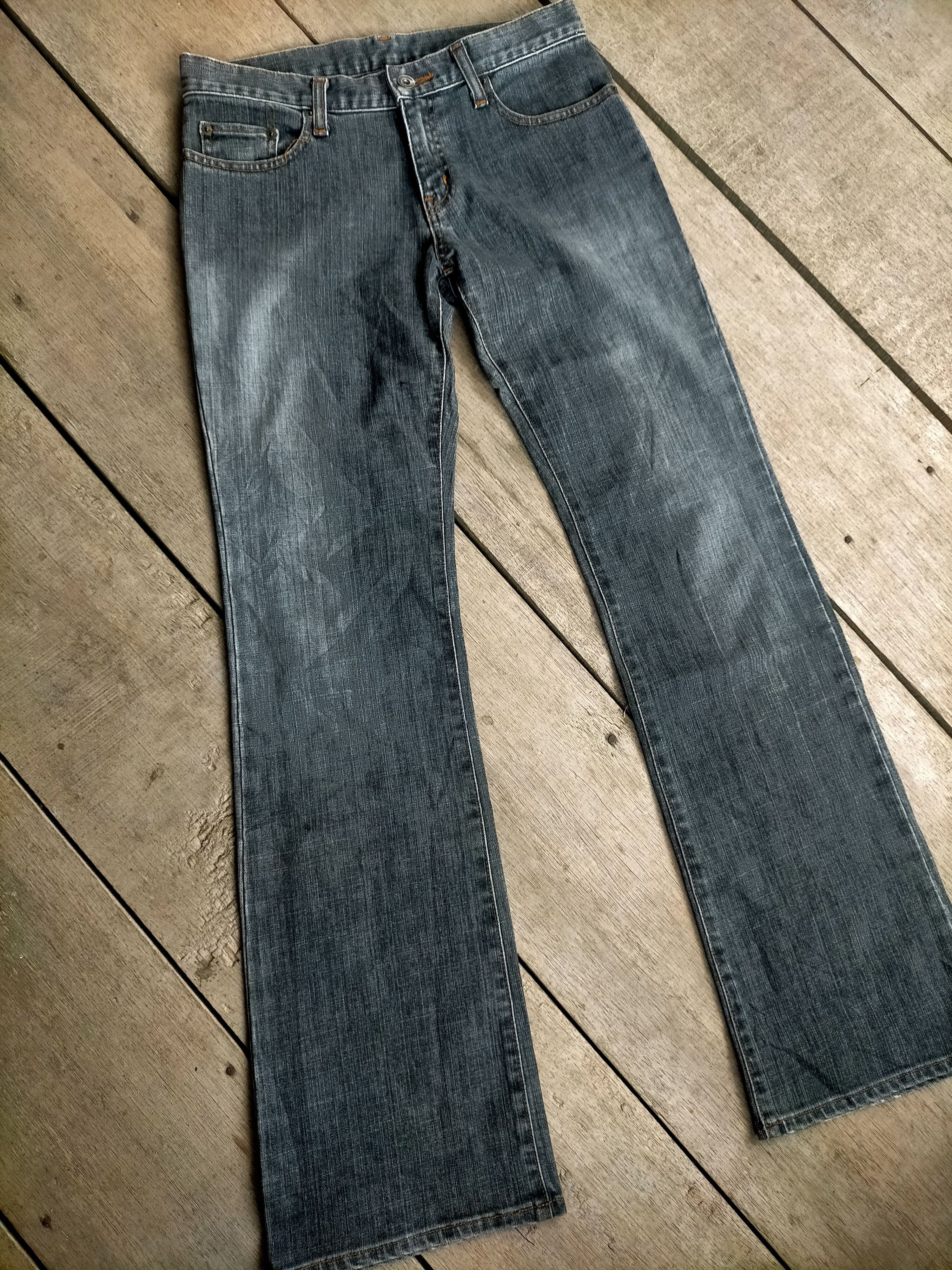 Tornado Mart × Uniqlo × Vintage 🔥 Mudwash 🔥 Uniqlo Flare Jeans Size US 29 - 2 Thumbnail