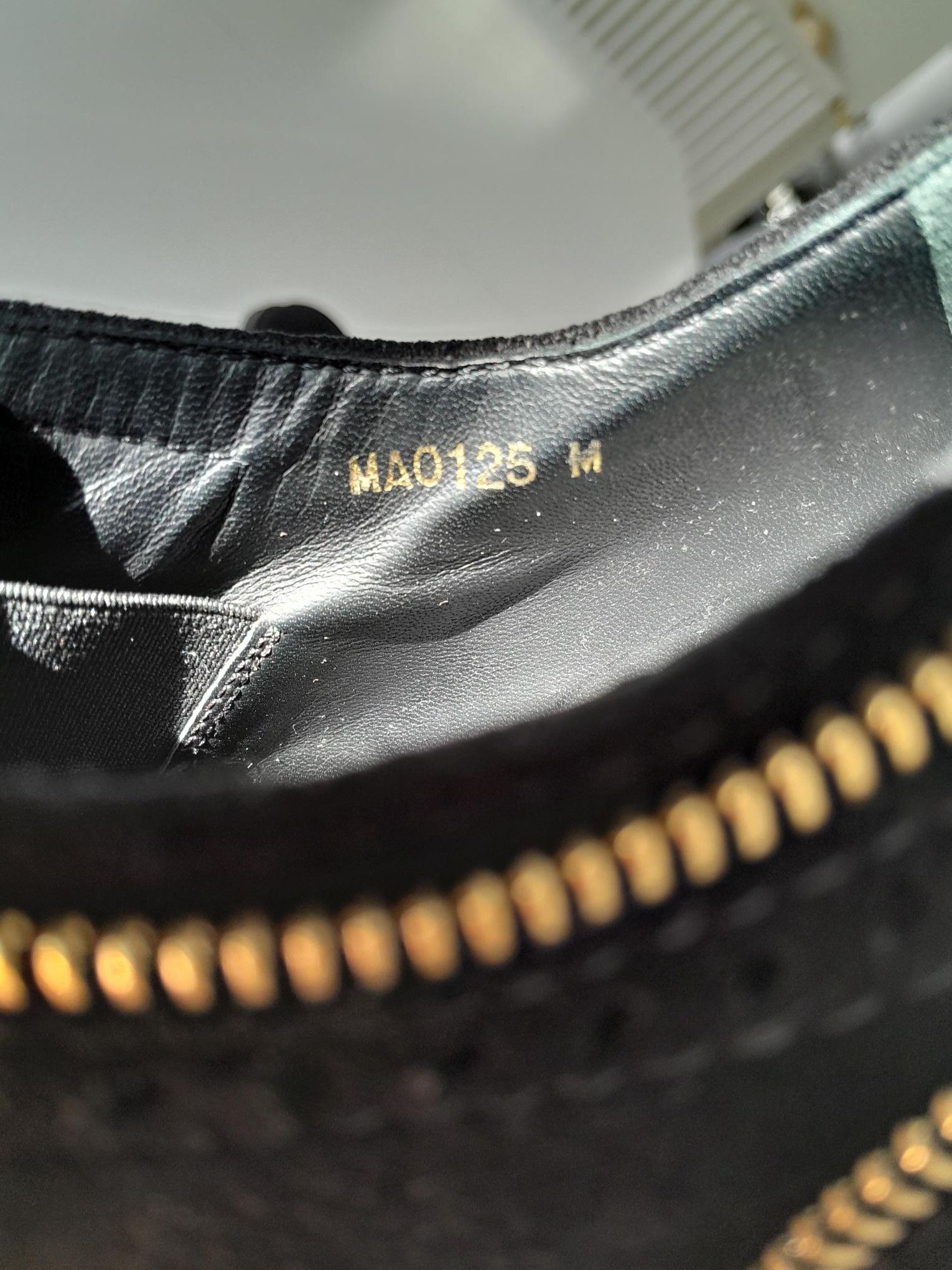 Louis Vuitton CHAUSSURES LOUIS VUITTON TOMBOY Size US 7.5 / IT 37.5 - 10 Thumbnail