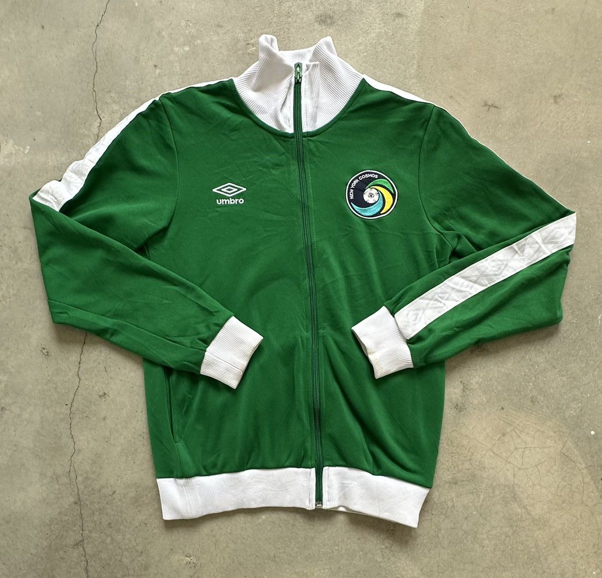 Umbro × Vintage UMBRO X NEW YORK COSMOS RETRO SWEATER Size US M / EU 48-50 / 2 - 1 Thumbnail