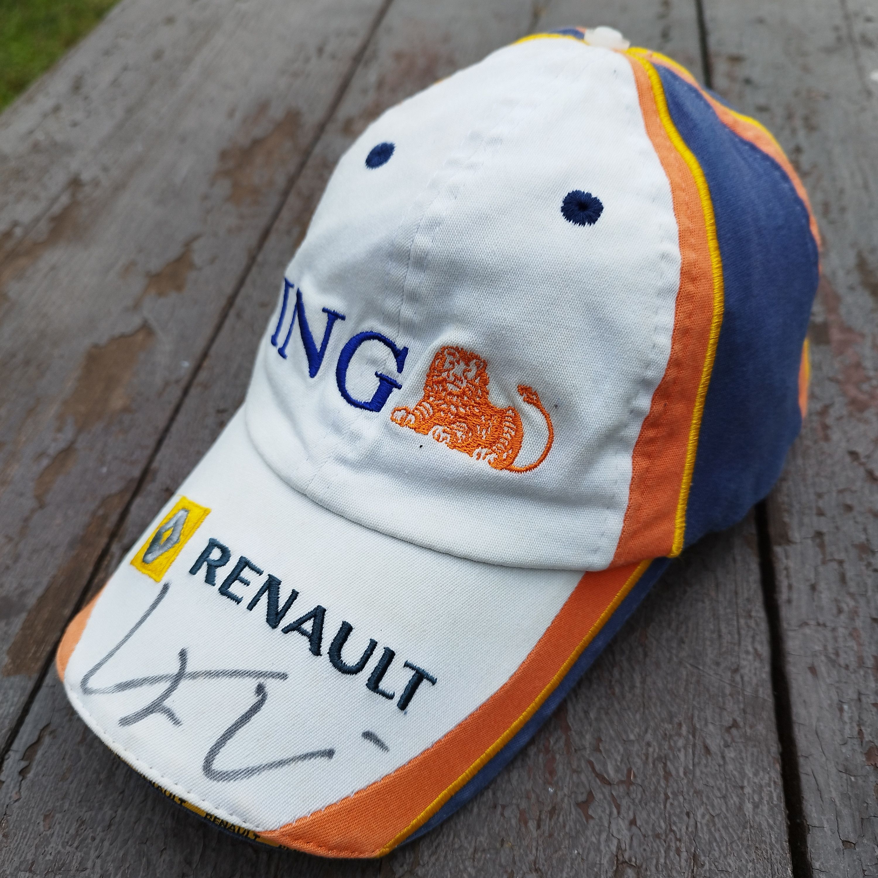Formula 1 ING Renault F1 Team Signed by Lucas Di Grassi Cap Size ONE SIZE - 2 Thumbnail