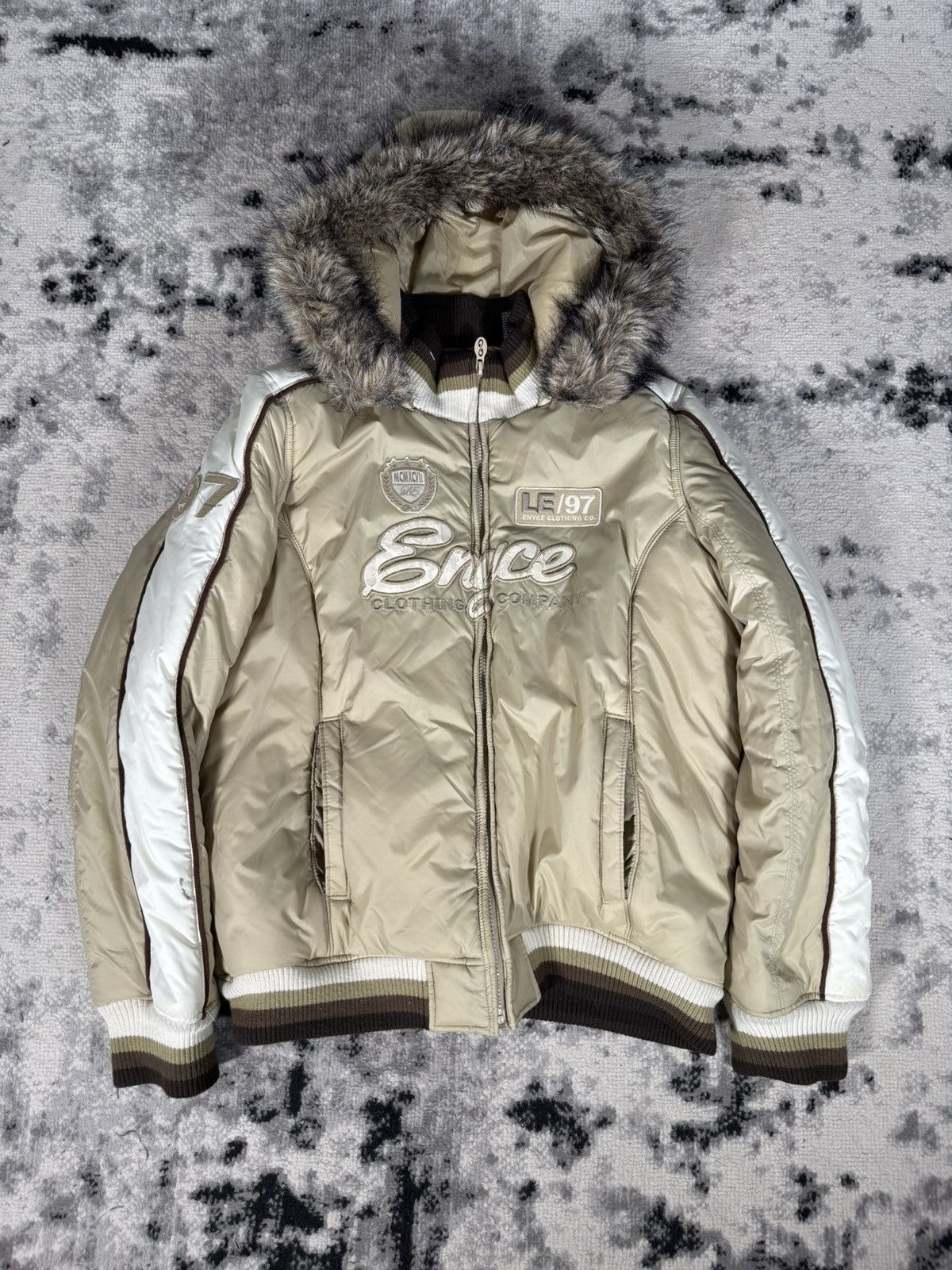 Enyce Y2K Lady Enyce Front Logo Fur Down Jacket Size XL / US 12-14 / IT 48-50 - 3 Thumbnail
