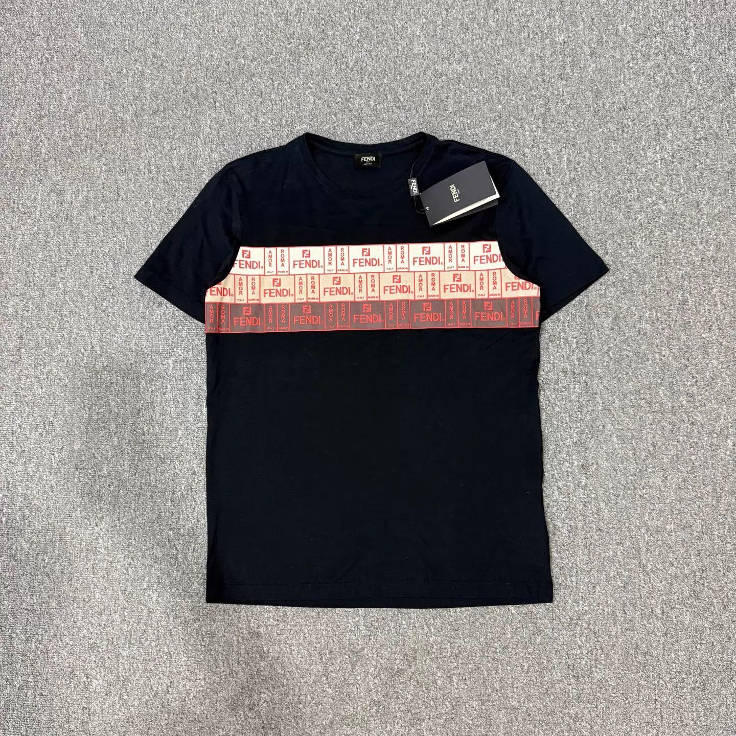 Fendi Fendi Black Printed Logo Short Sleeve Tee New M Size M / US 6-8 / IT 42-44 - 1 Thumbnail