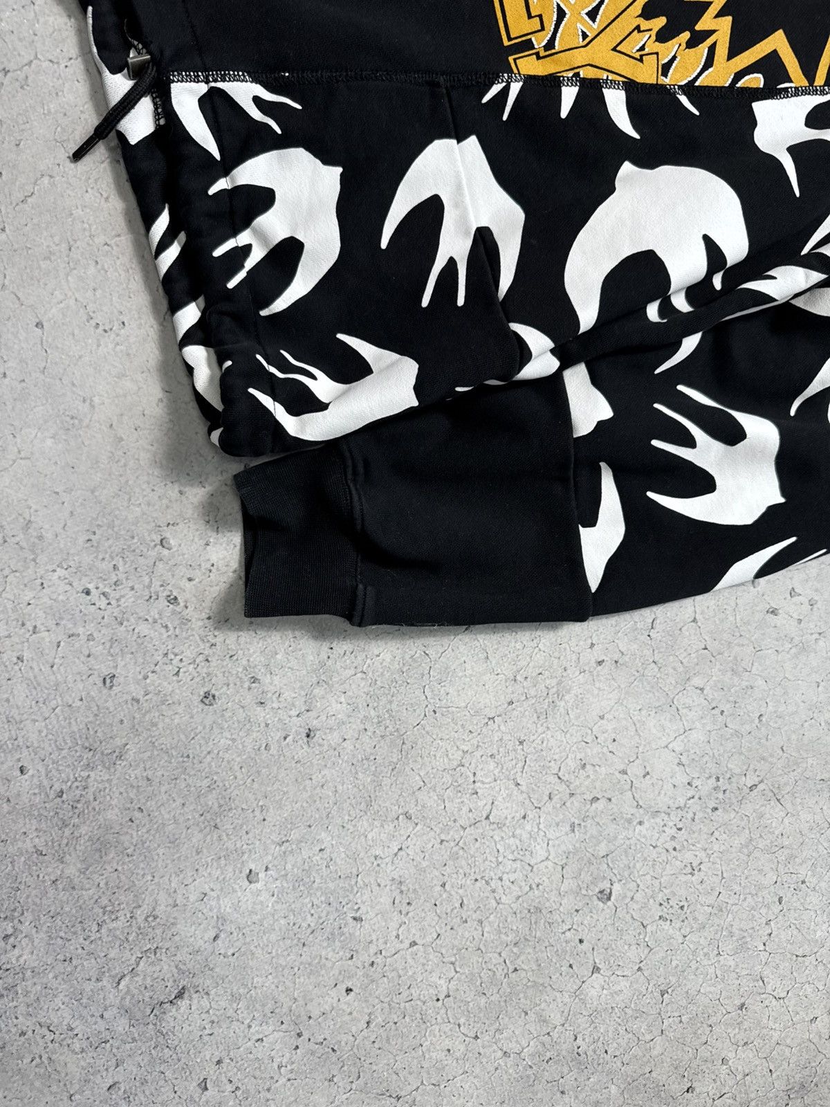 Alexander McQueen Alexander McQueen MCQ Psycho Big Logo Sweatshirt Y2K Size US S / EU 44-46 / 1 - 4 Thumbnail