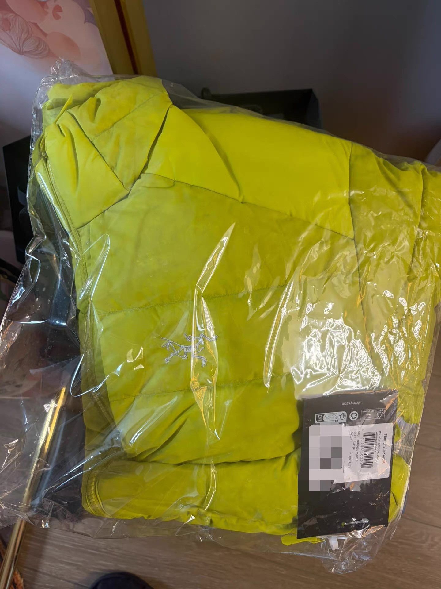 Arc'teryx Yellow Puffer Jacket Size L Size US L / EU 52-54 / 3 - 1 Thumbnail